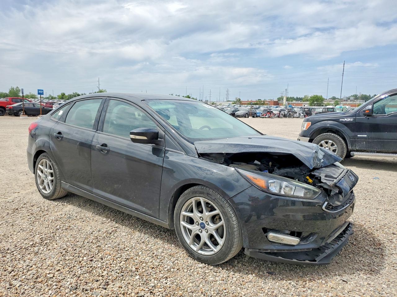 2015 Ford Focus Se Black vin: 1FADP3F20FL313201