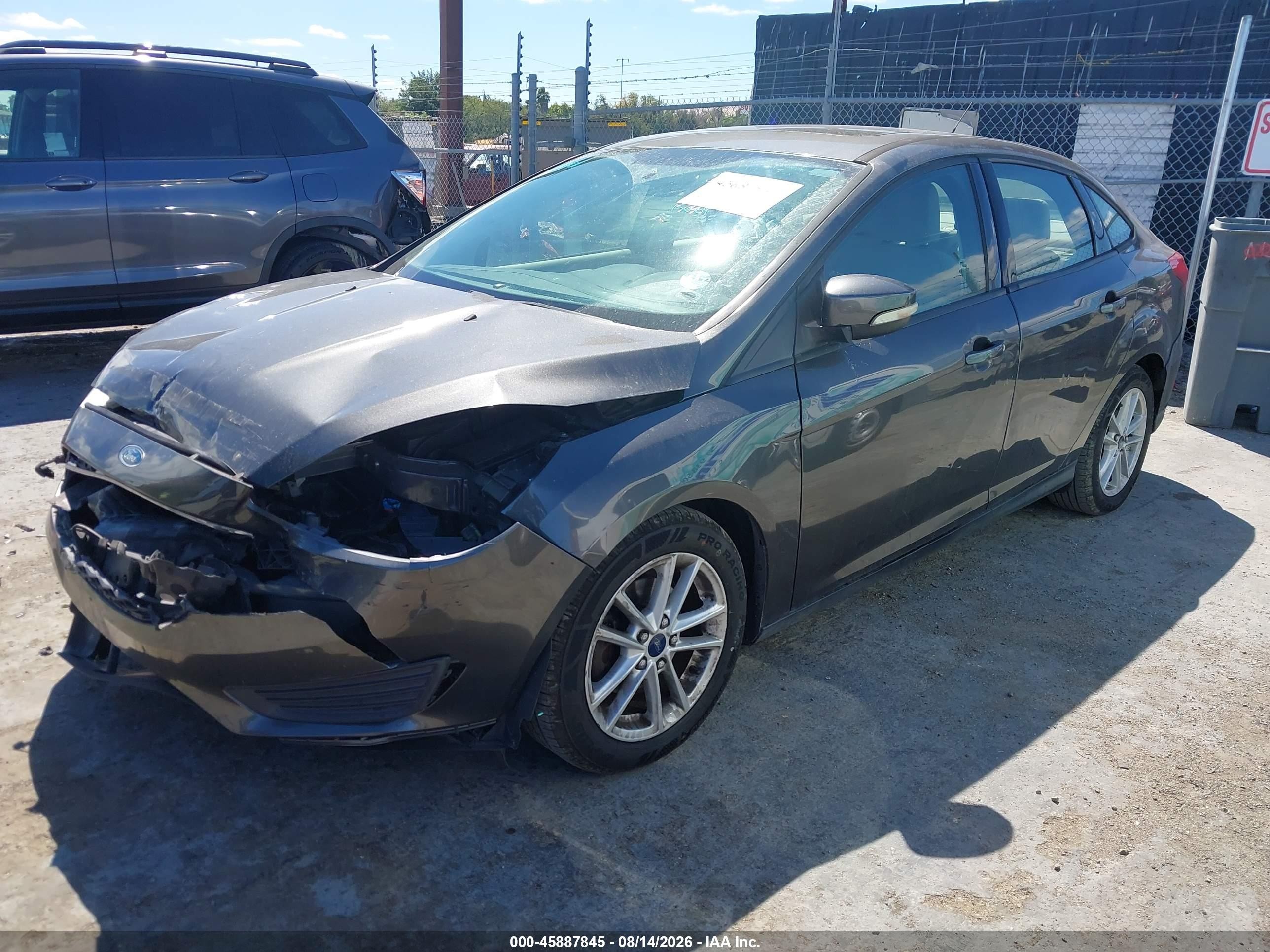 2015 Ford Focus Se Gray vin: 1FADP3F20FL316941