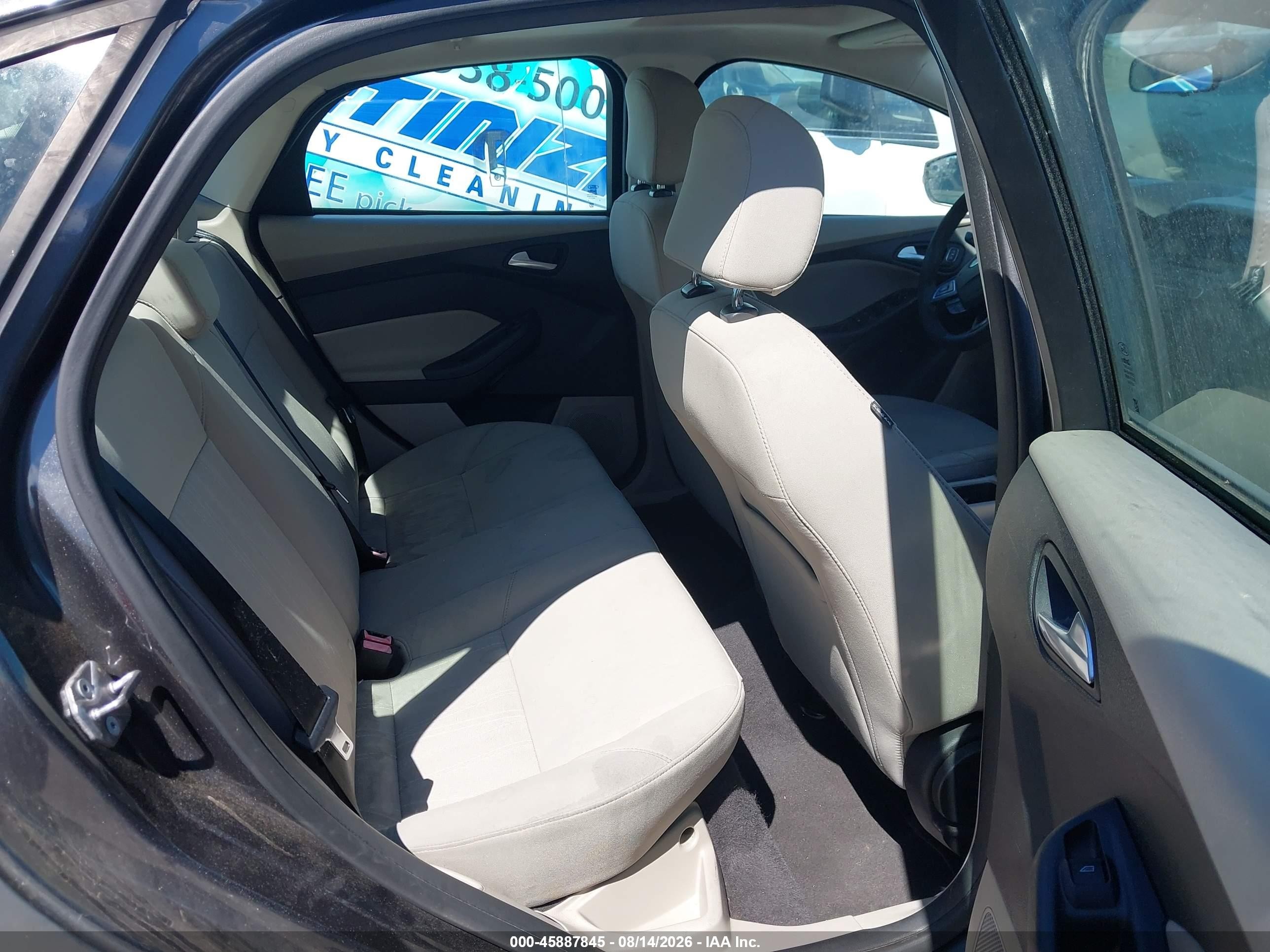 2015 Ford Focus Se Gray vin: 1FADP3F20FL316941