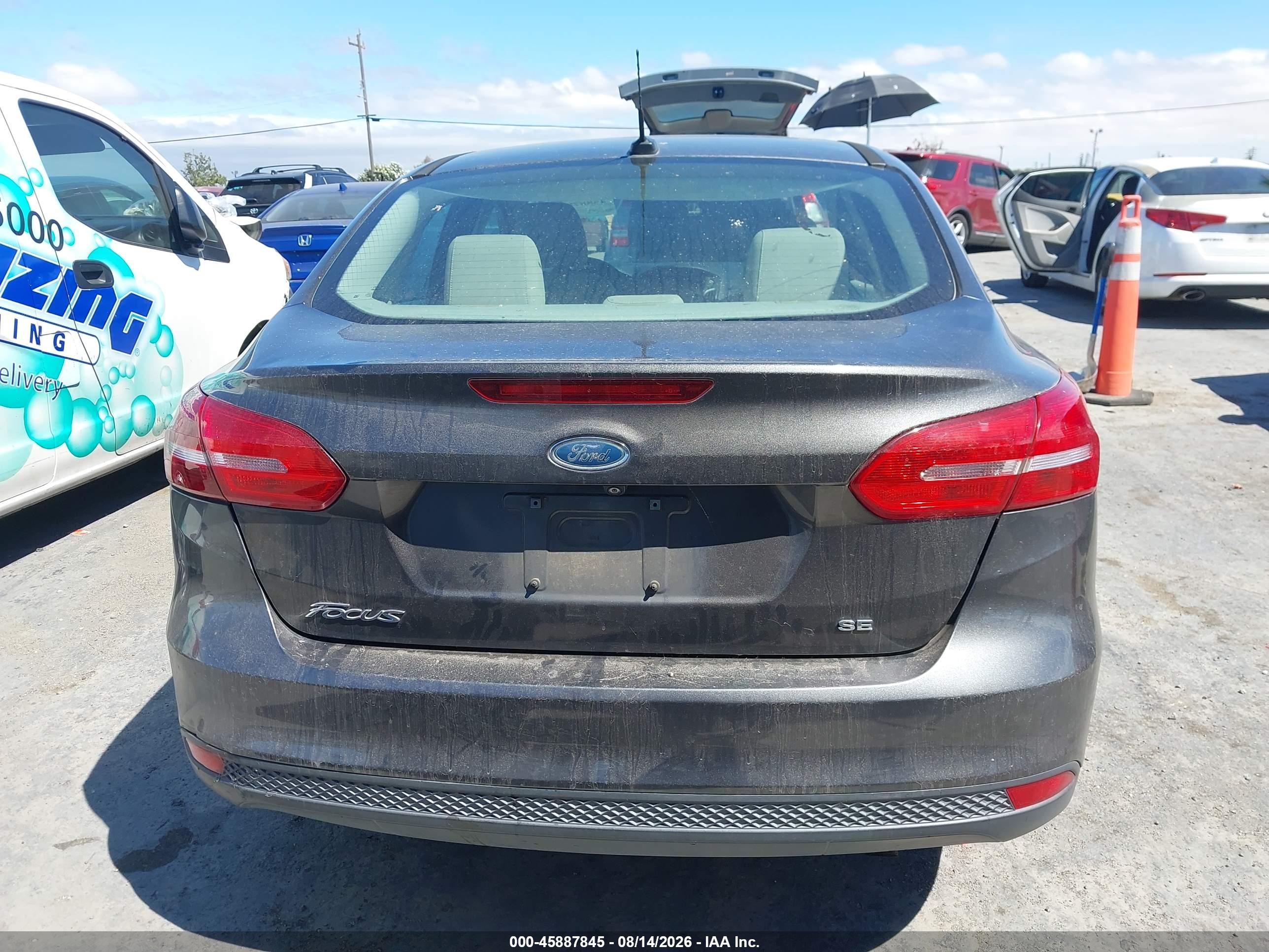 2015 Ford Focus Se Gray vin: 1FADP3F20FL316941