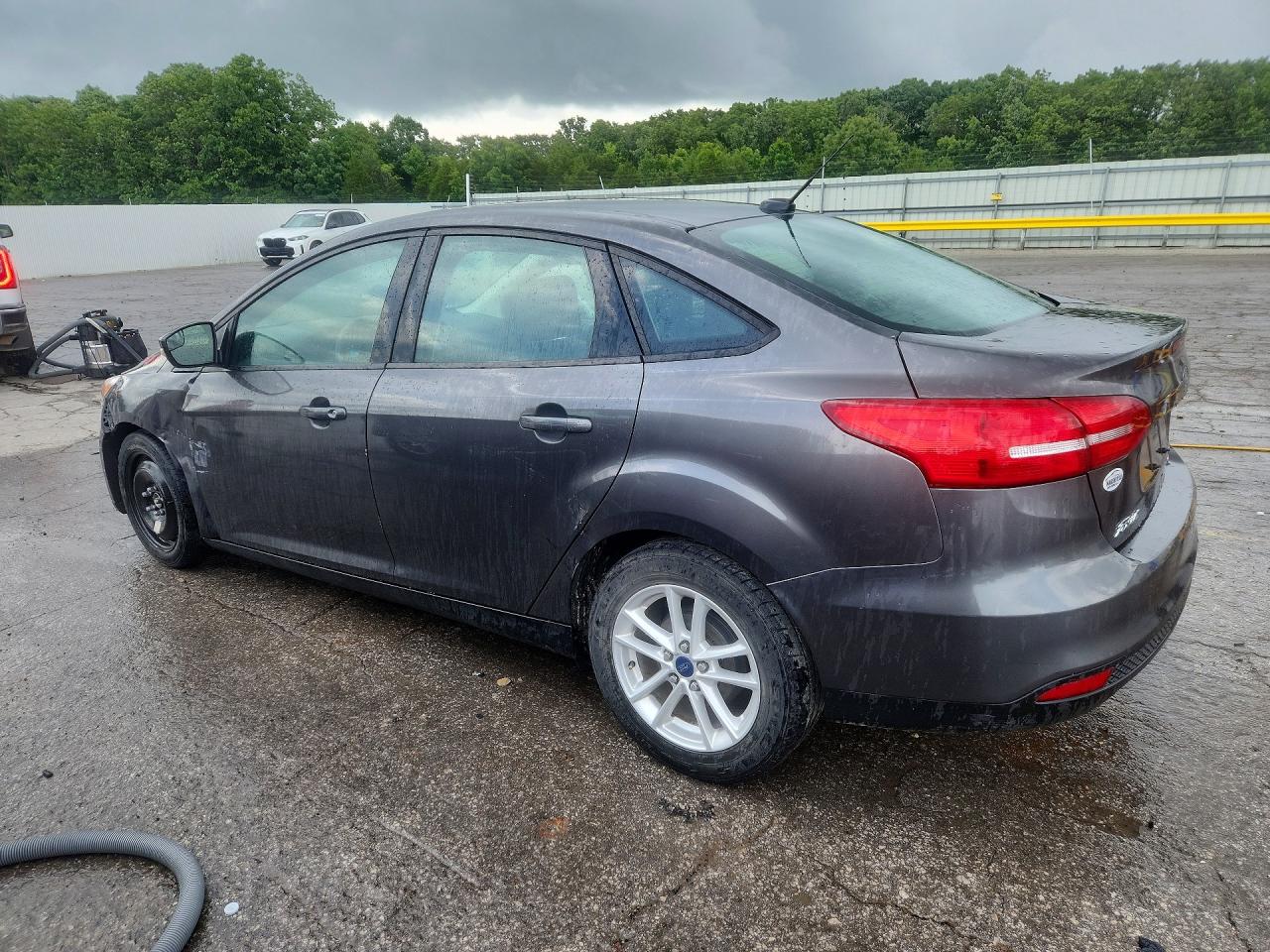 2015 Ford Focus Se Black vin: 1FADP3F20FL318334