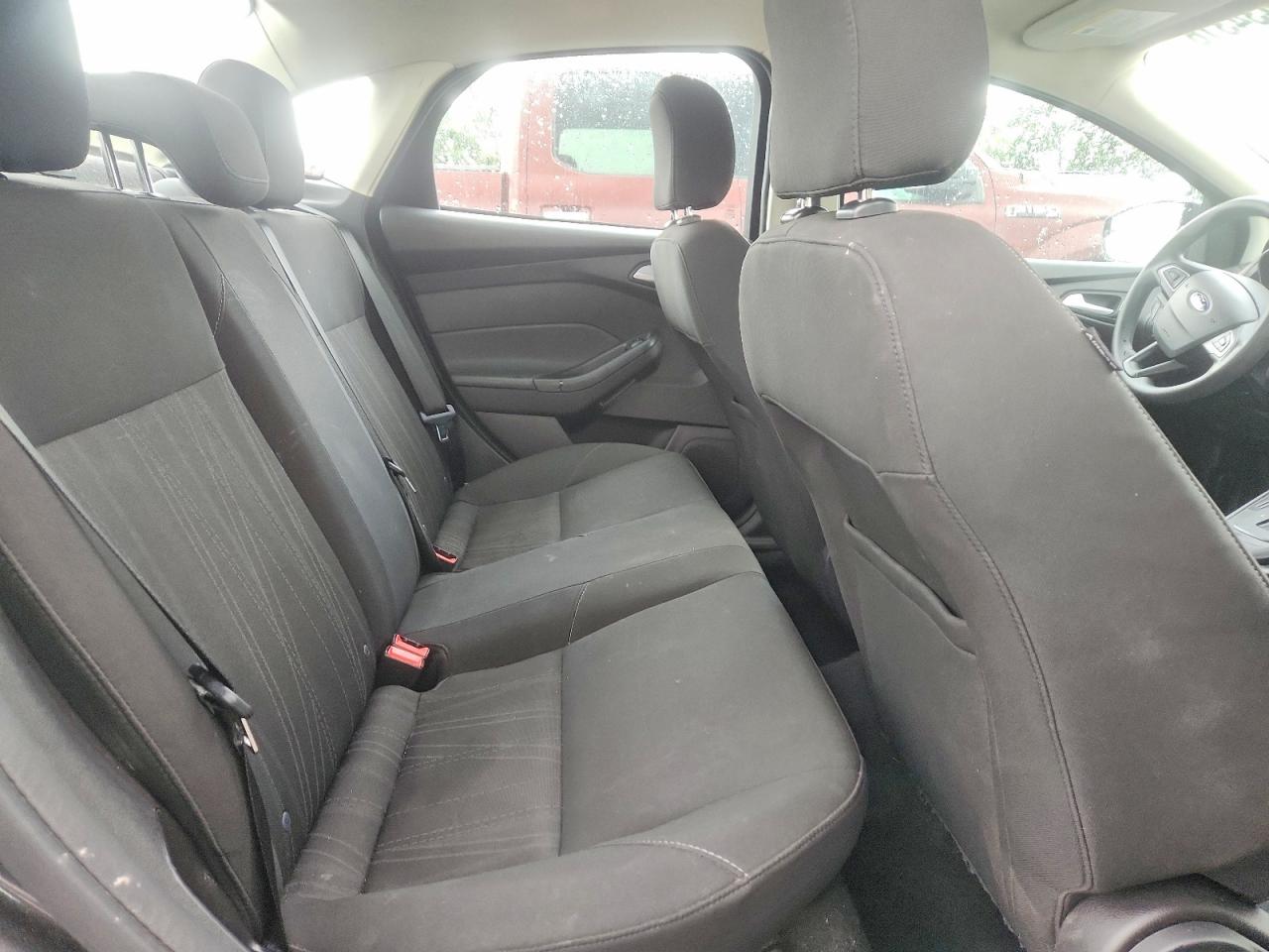 2015 Ford Focus Se Black vin: 1FADP3F20FL318334