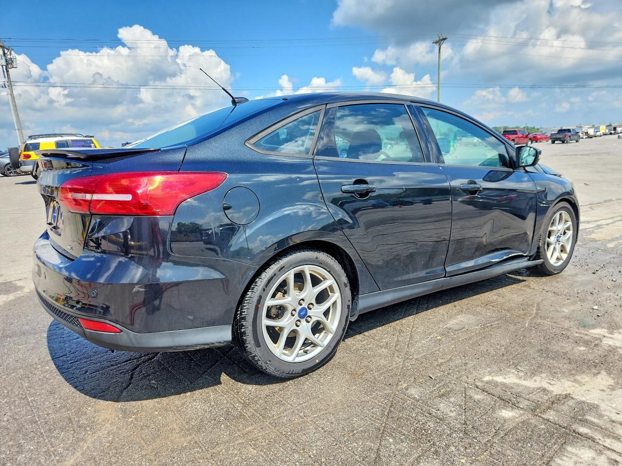 2015 Ford Focus Se Black vin: 1FADP3F20FL334503