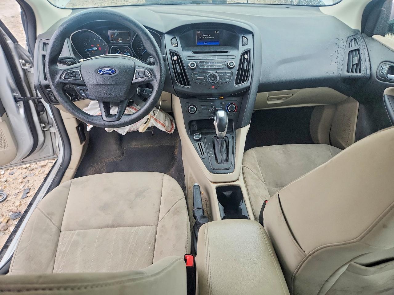 2015 Ford Focus Se White vin: 1FADP3F20FL336784