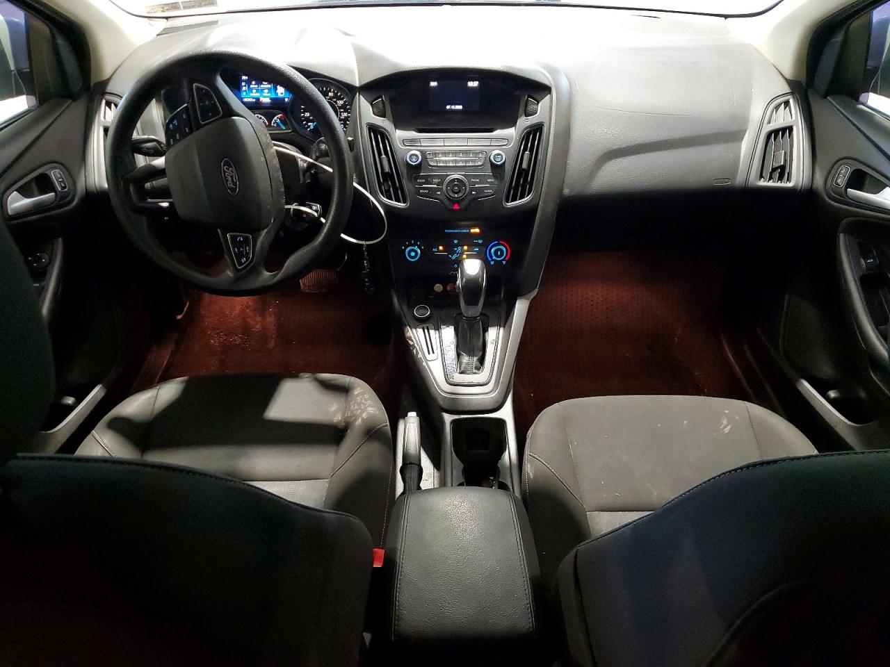 2015 Ford Focus Se Silver vin: 1FADP3F20FL339300