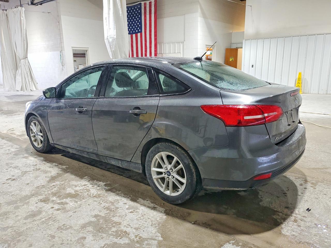2015 Ford Focus Se Gray vin: 1FADP3F20FL362222