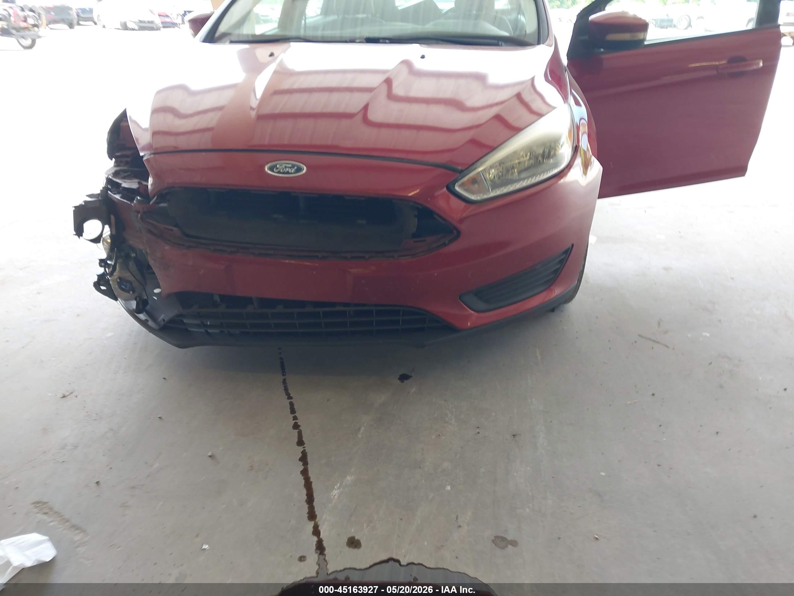 2015 Ford Focus Se Burgundy vin: 1FADP3F20FL372734