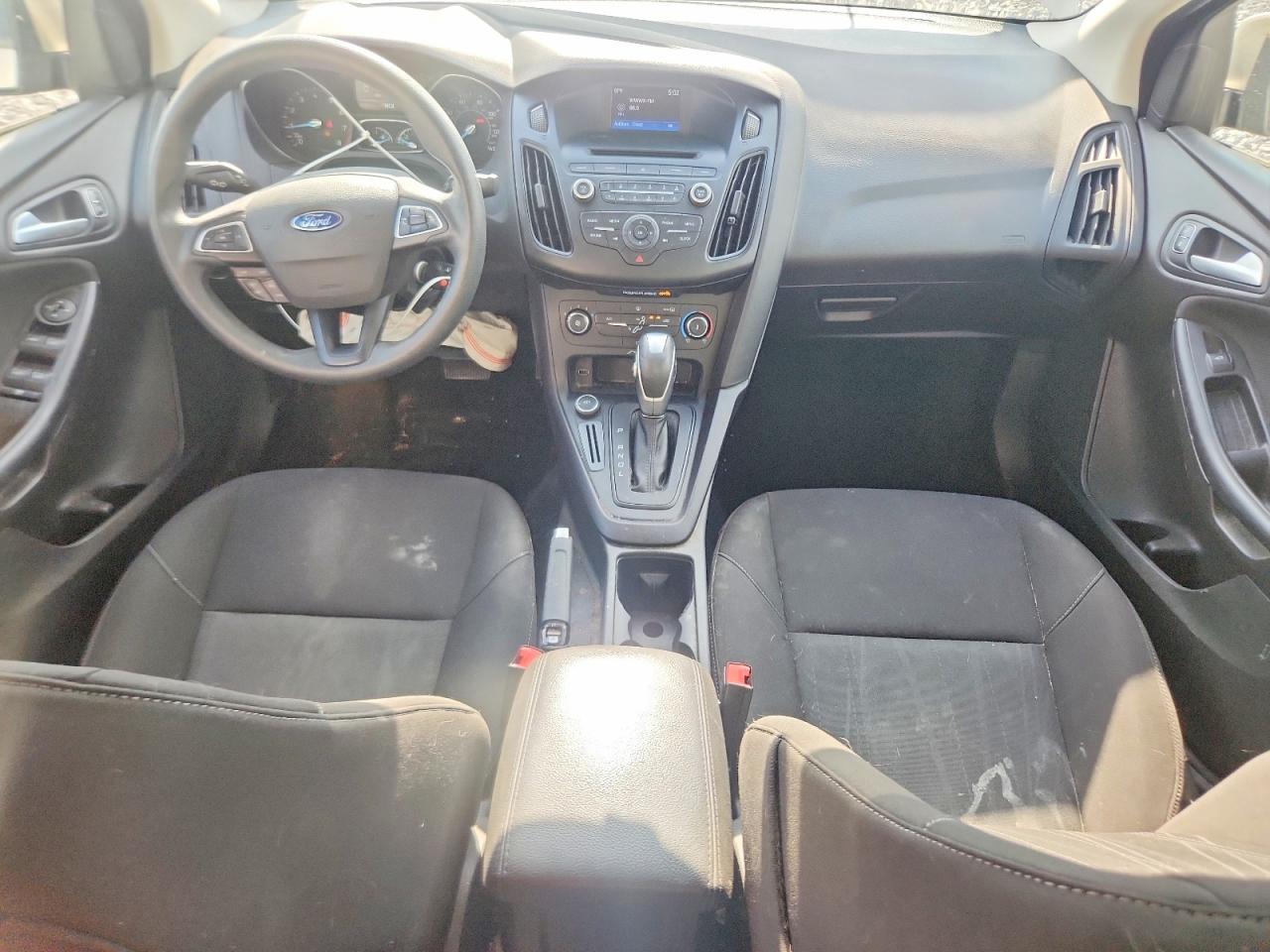 2015 Ford Focus Se Gray vin: 1FADP3F20FL373253