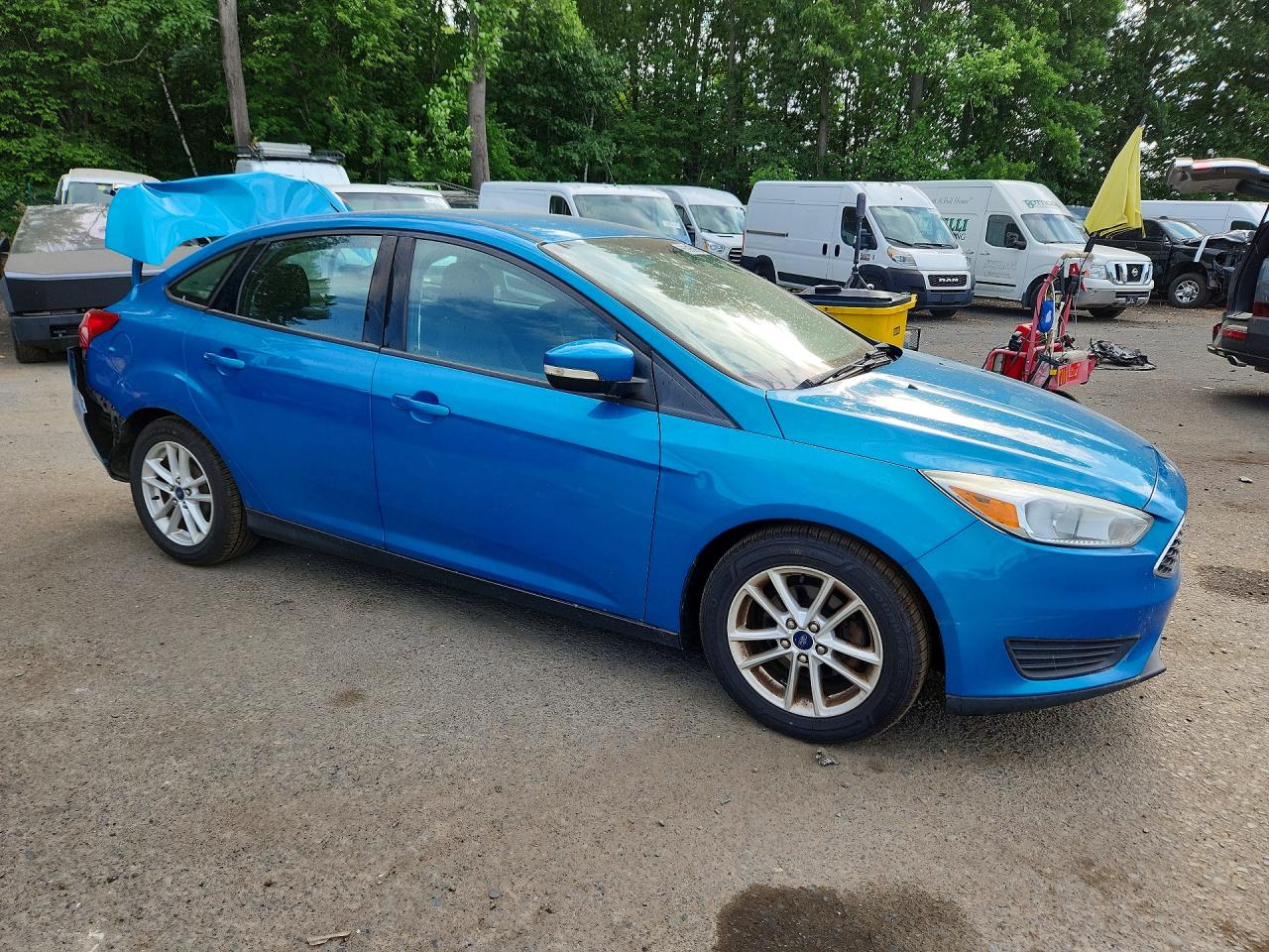 2015 Ford Focus Se Blue vin: 1FADP3F20FL380946