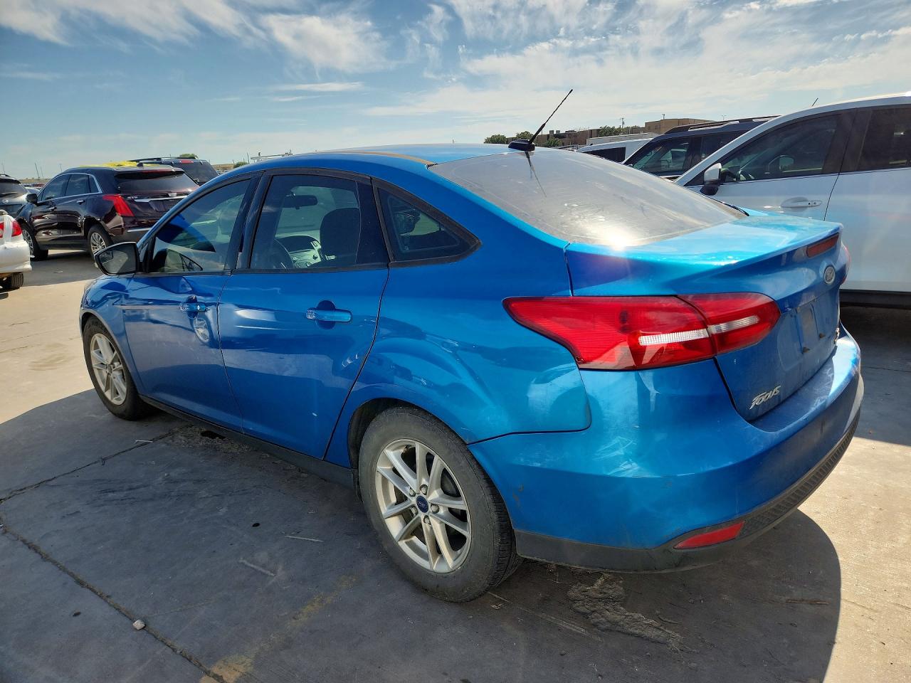 2016 Ford Focus Se Blue vin: 1FADP3F20GL281478