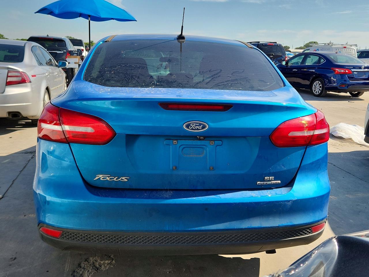 2016 Ford Focus Se Blue vin: 1FADP3F20GL281478