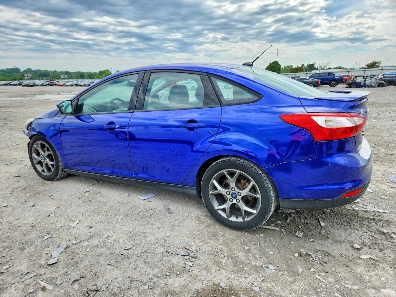 2013 Ford Focus Se Blue vin: 1FADP3F21DL107334