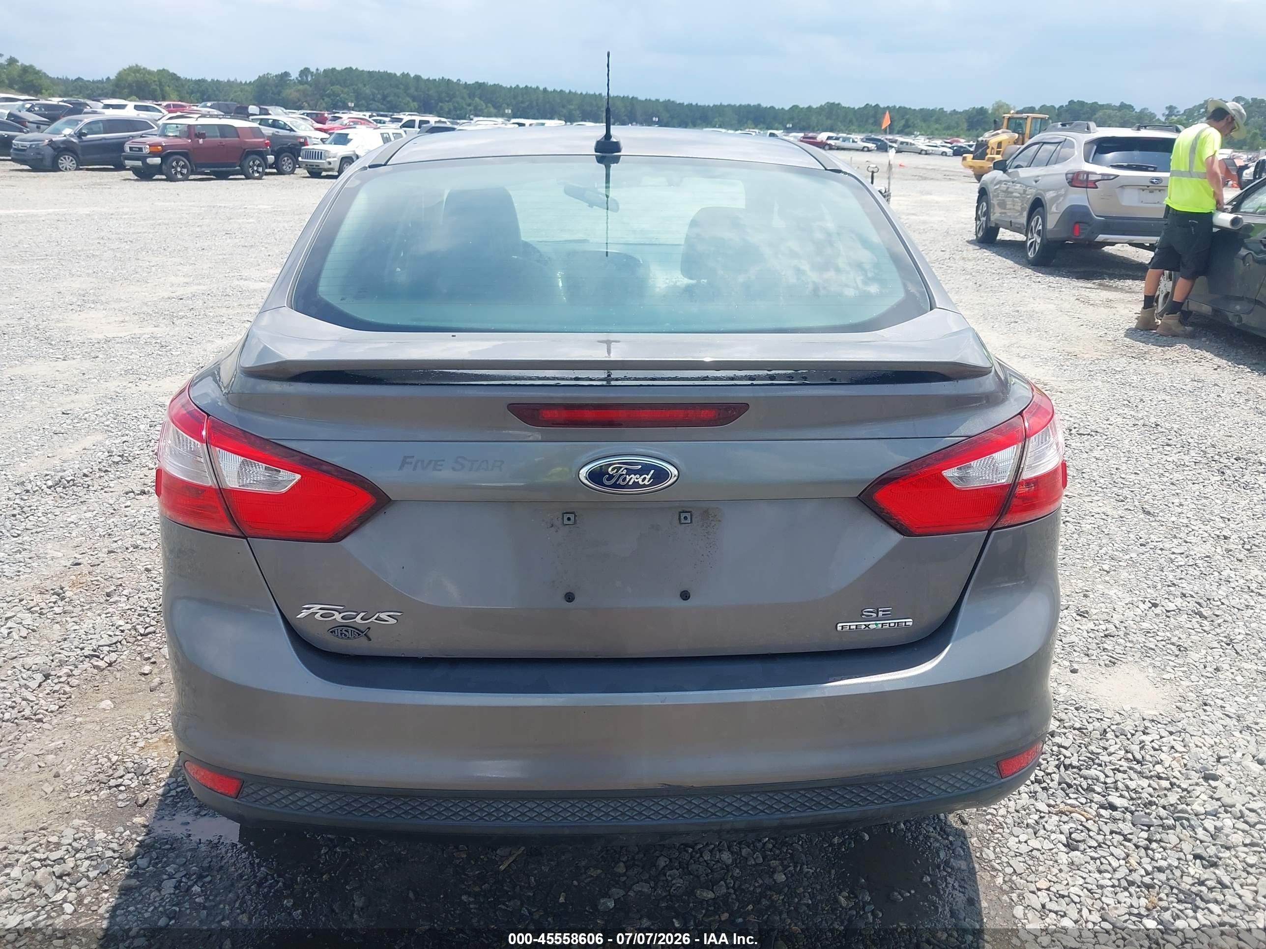 2013 Ford Focus Se Gray vin: 1FADP3F21DL136025