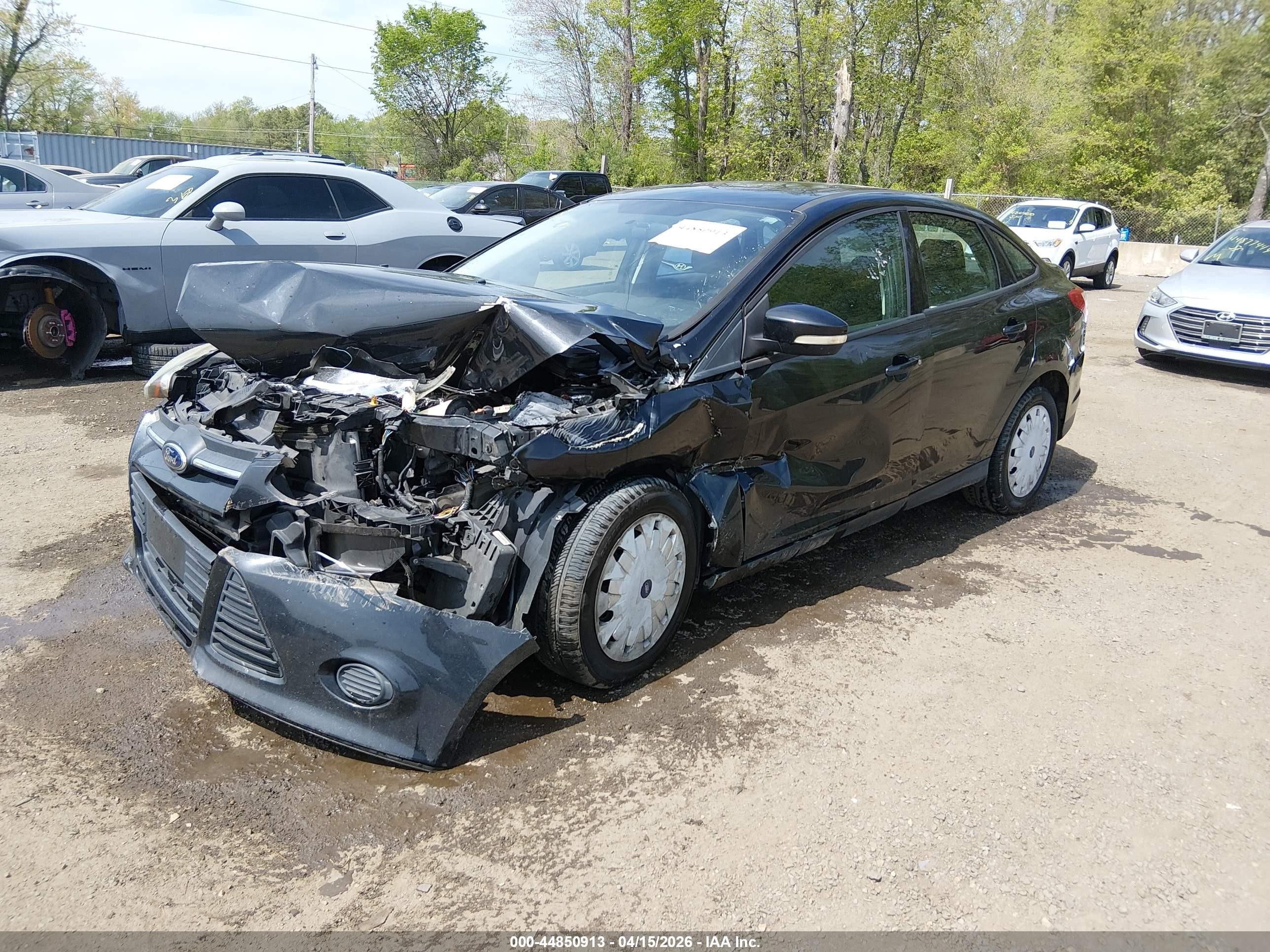 2013 Ford Focus Se Black vin: 1FADP3F21DL174337