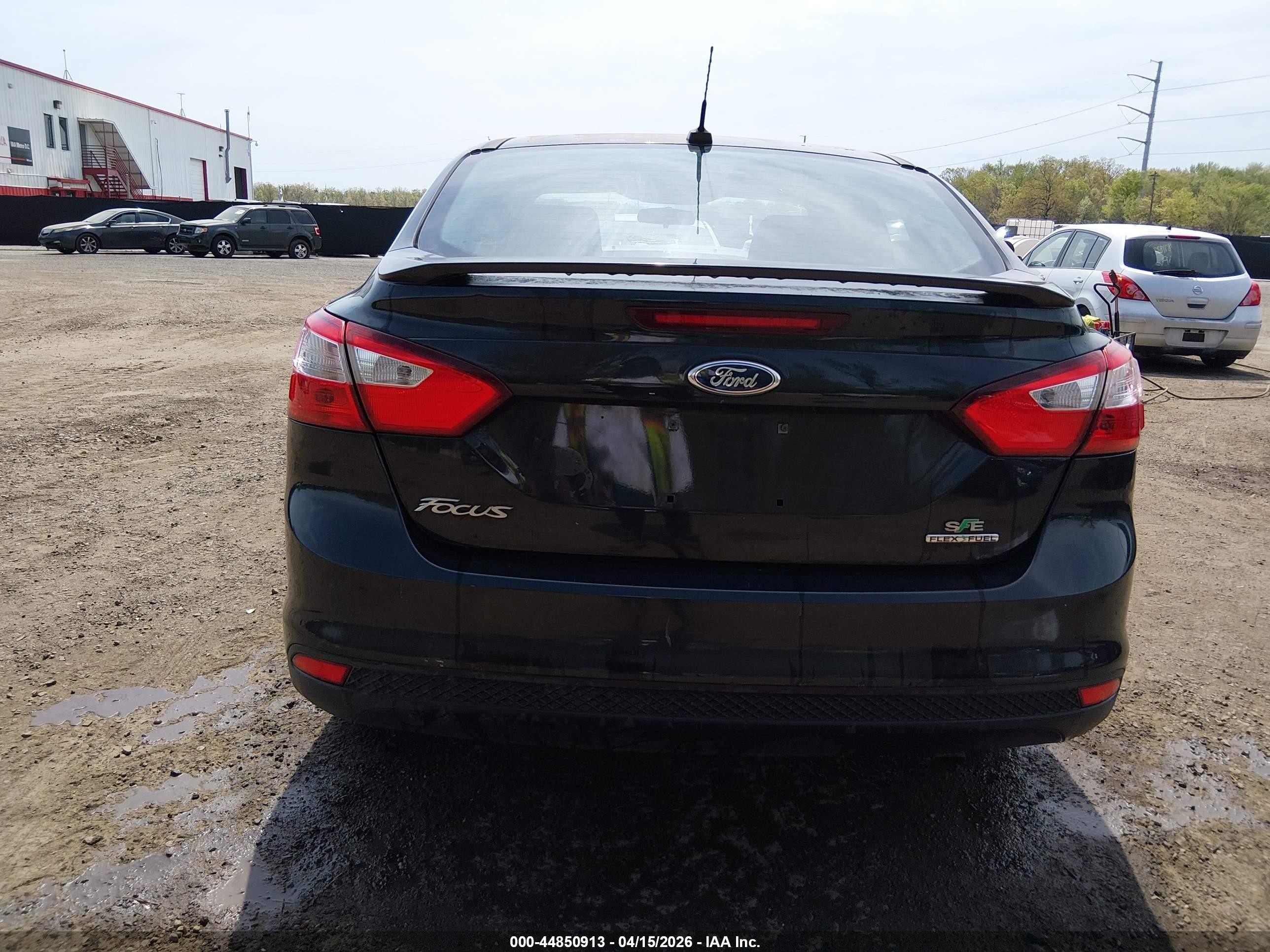 2013 Ford Focus Se Black vin: 1FADP3F21DL174337