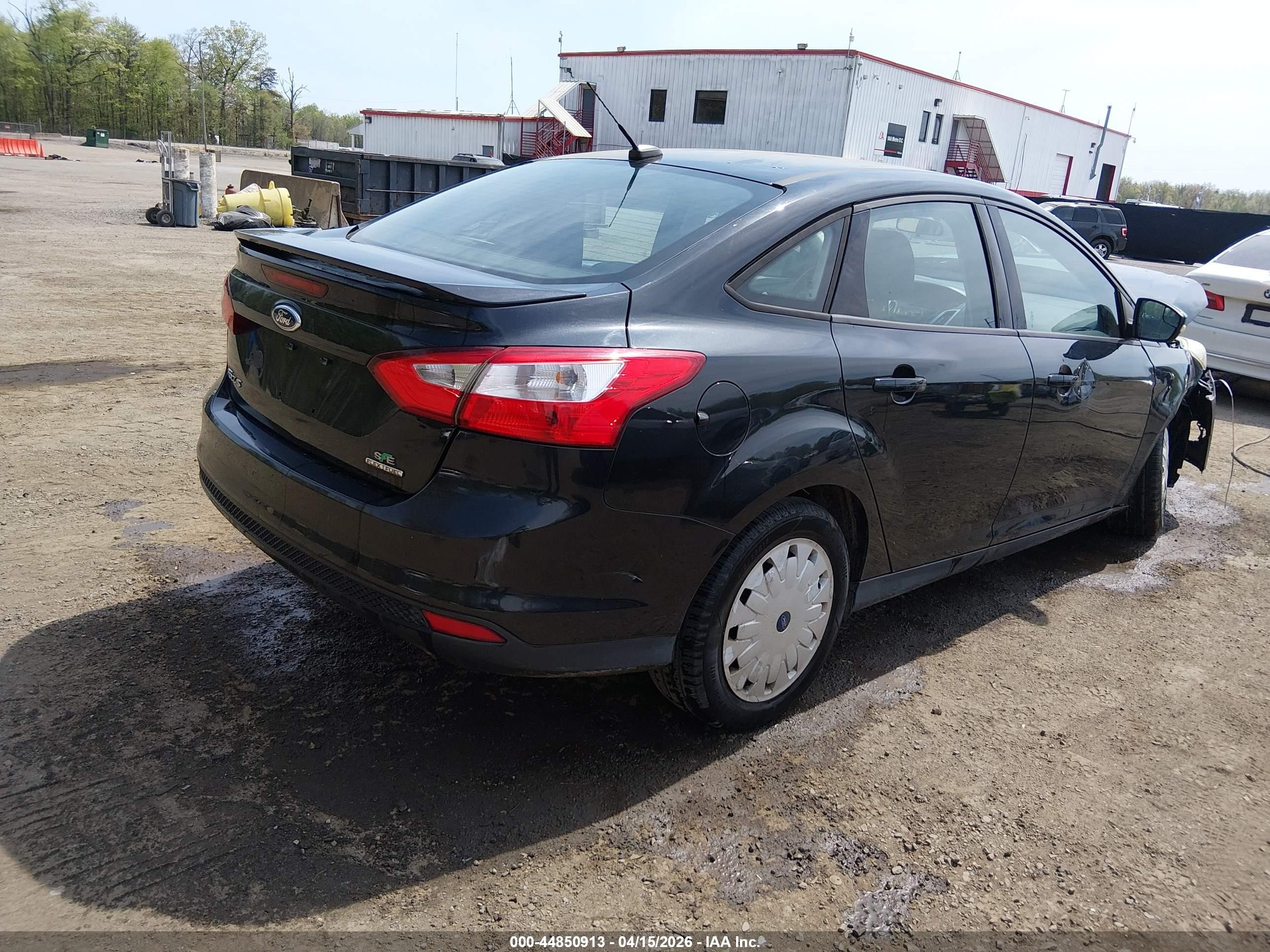 2013 Ford Focus Se Black vin: 1FADP3F21DL174337