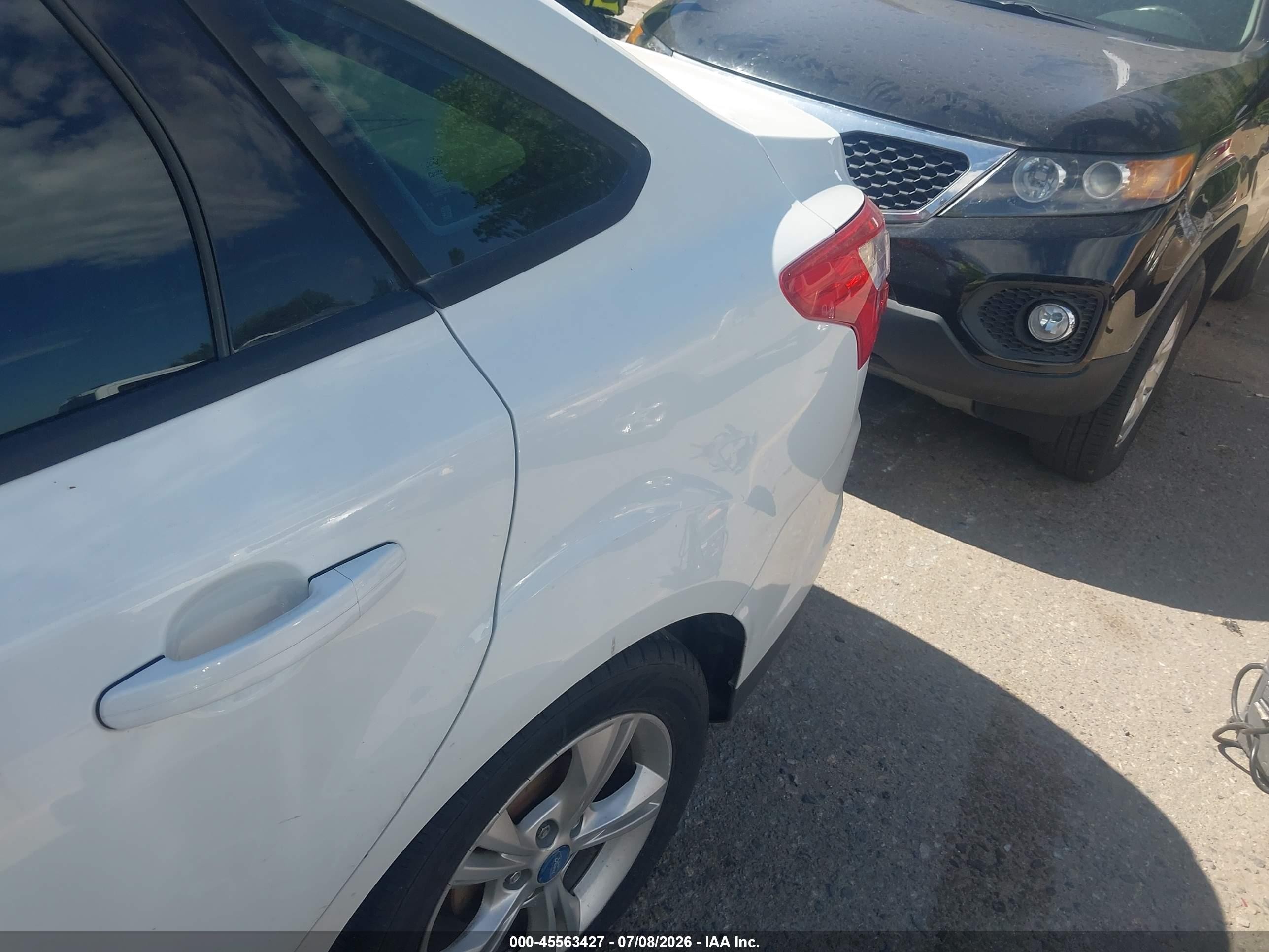 2013 Ford Focus Se White vin: 1FADP3F21DL196273