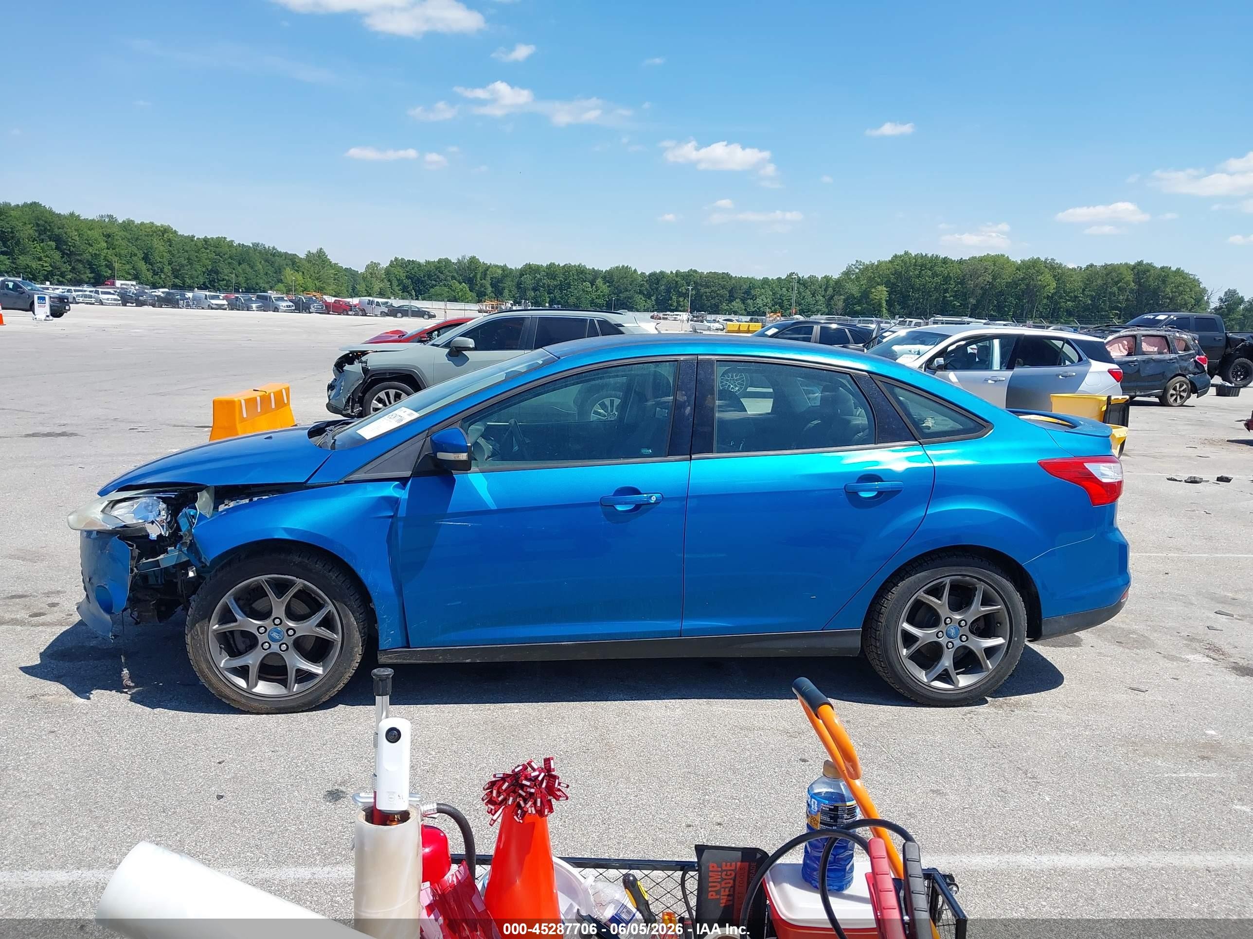 2013 Ford Focus Se Blue vin: 1FADP3F21DL217008