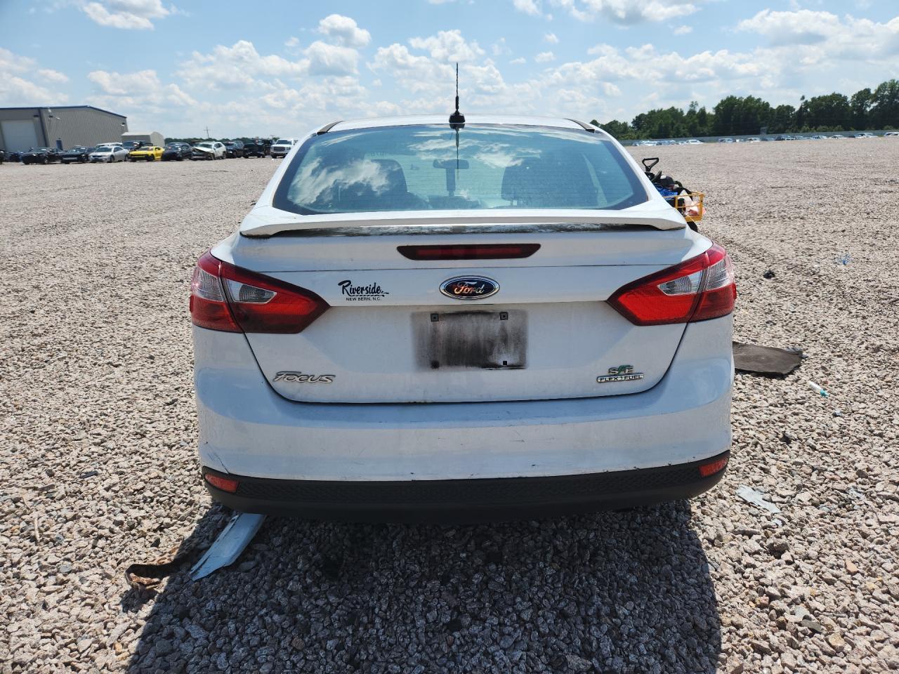 2013 Ford Focus Se Белый vin: 1FADP3F21DL225402