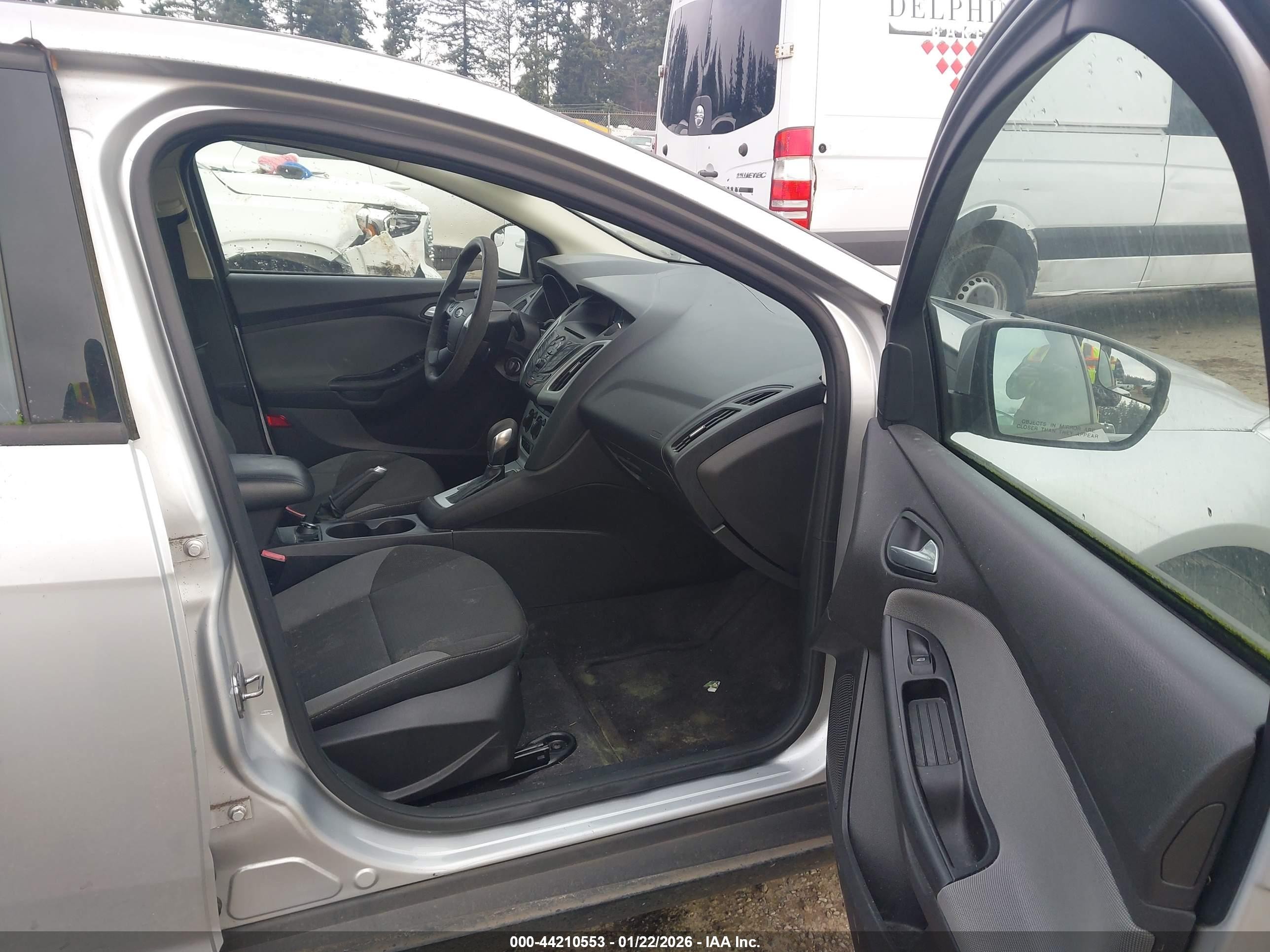2013 Ford Focus Se Silver vin: 1FADP3F21DL235833