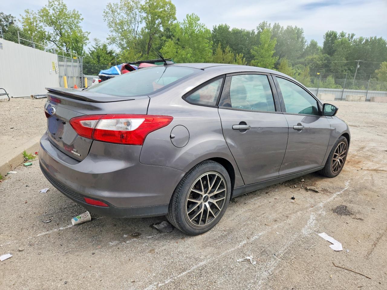 2013 Ford Focus Se Gray vin: 1FADP3F21DL272218