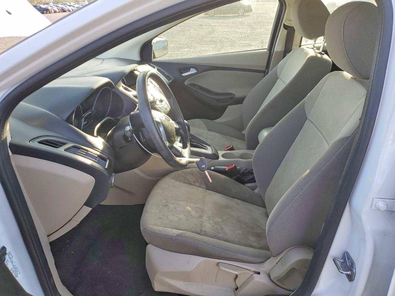 2013 Ford Focus Se Белый vin: 1FADP3F21DL296583