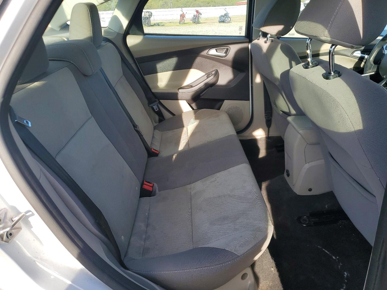 2013 Ford Focus Se Белый vin: 1FADP3F21DL296583