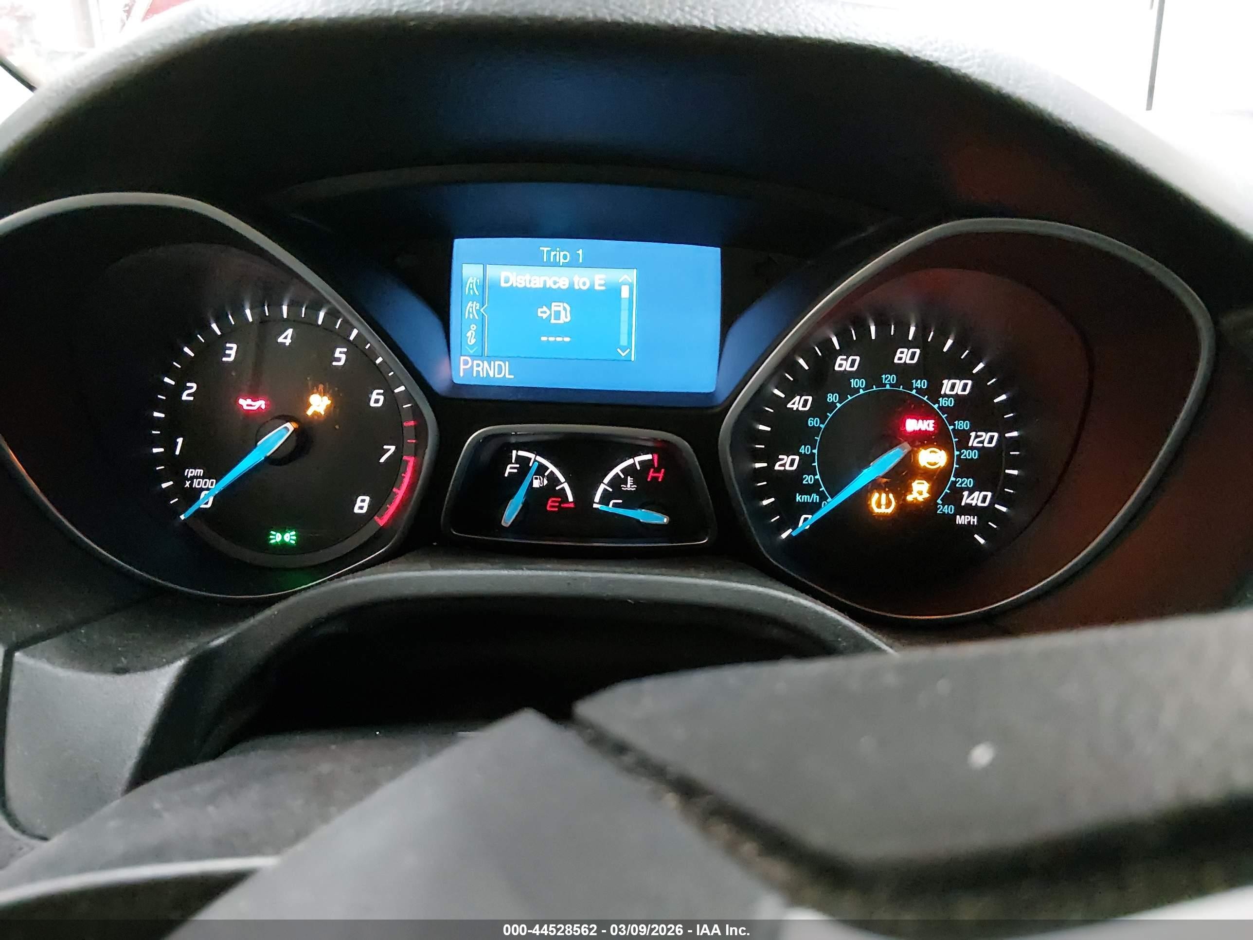 2013 Ford Focus Se Красный vin: 1FADP3F21DL318680