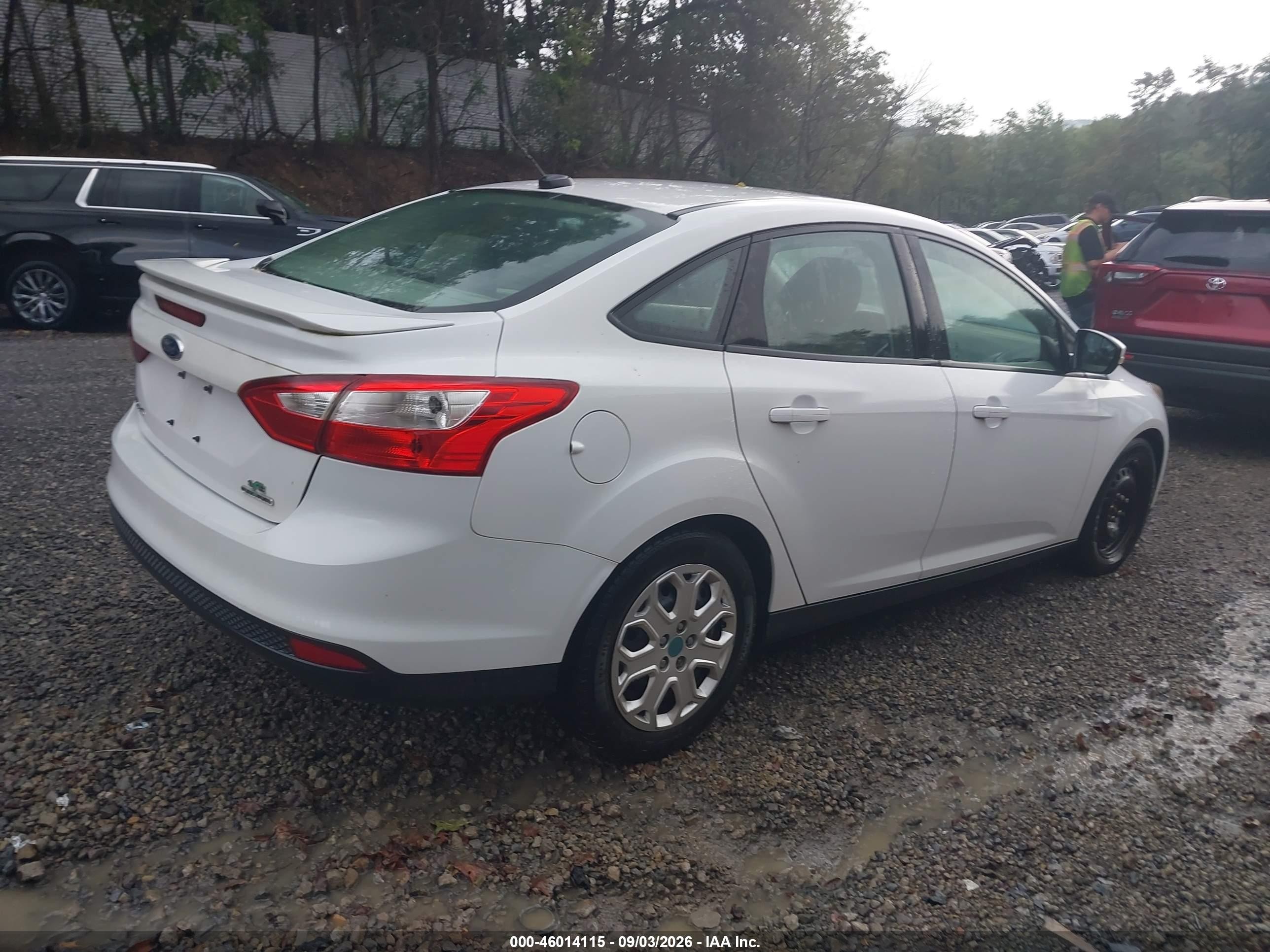2013 Ford Focus Se White vin: 1FADP3F21DL321417