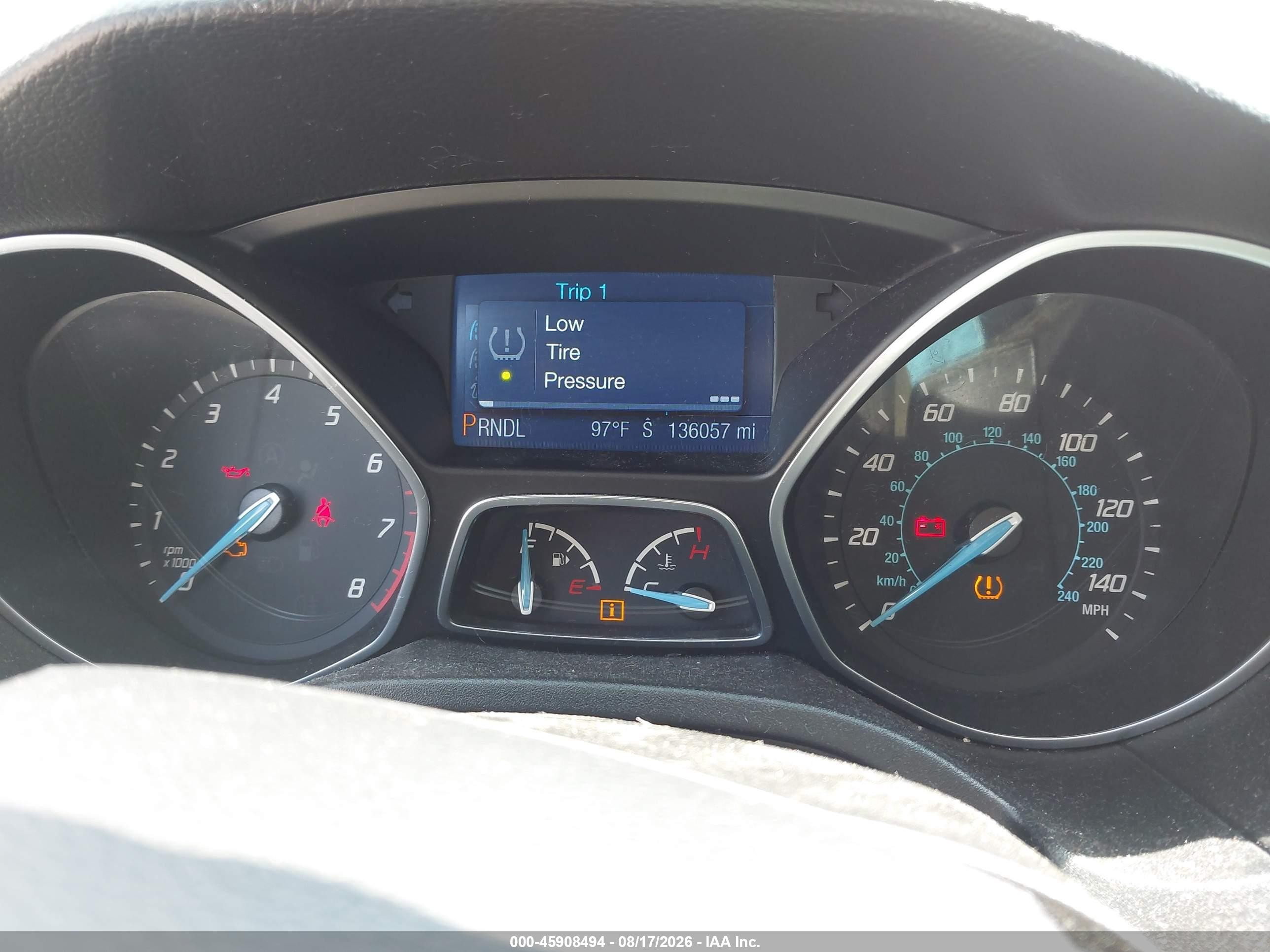 2013 Ford Focus Se Красный vin: 1FADP3F21DL343997
