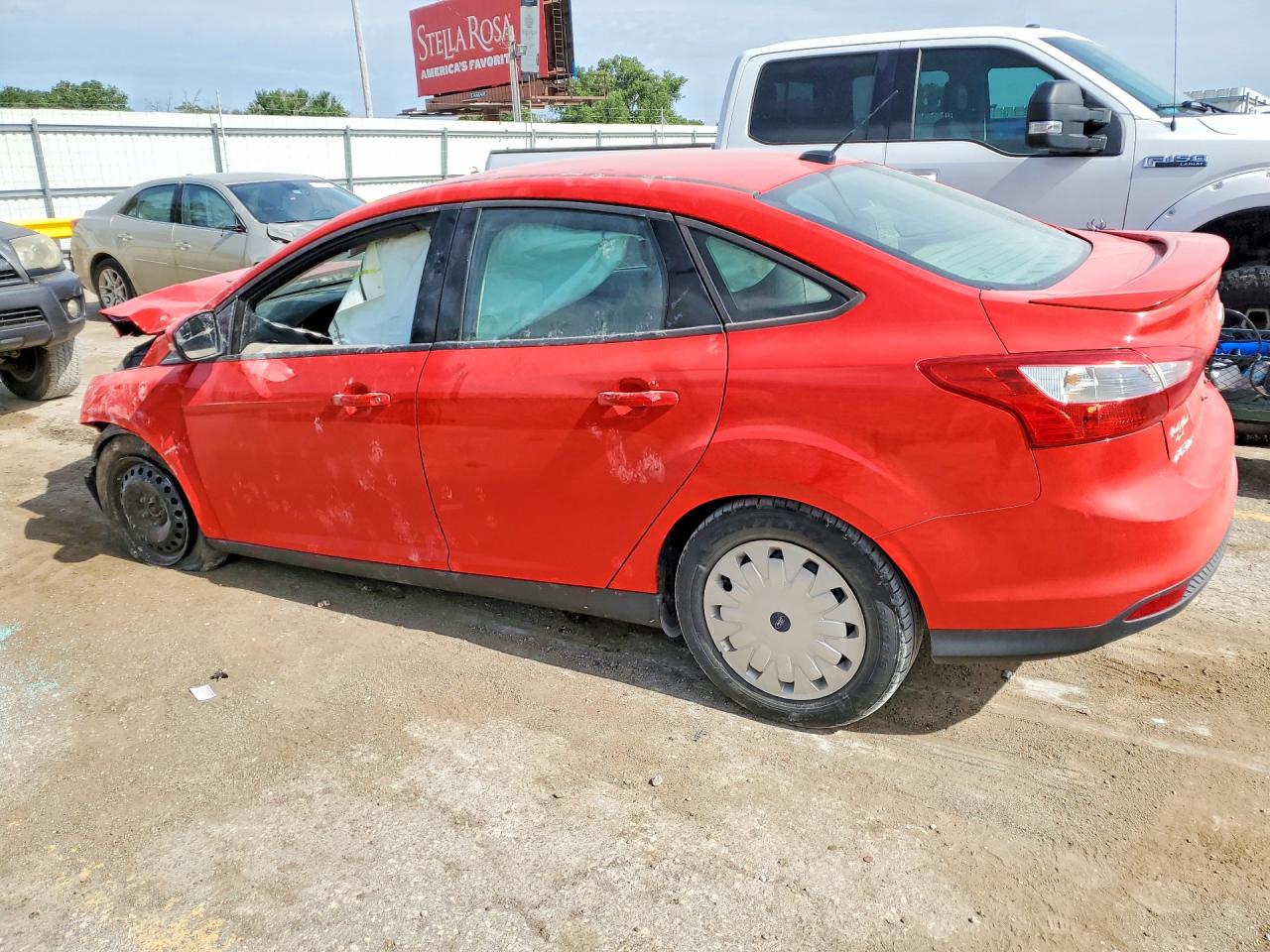 2013 Ford Focus Se Red vin: 1FADP3F21DL364137