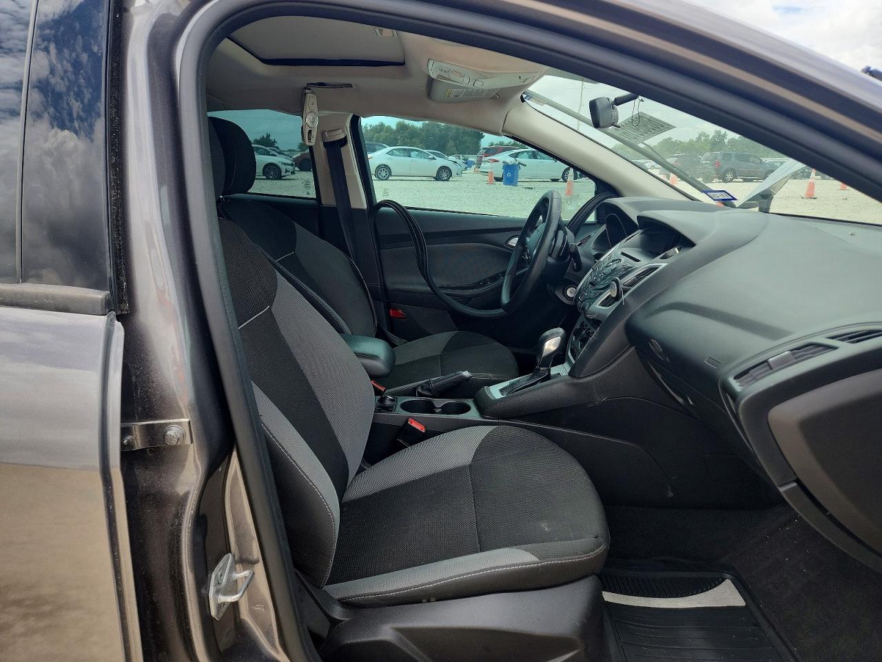 2013 Ford Focus Se Gray vin: 1FADP3F21DL374246