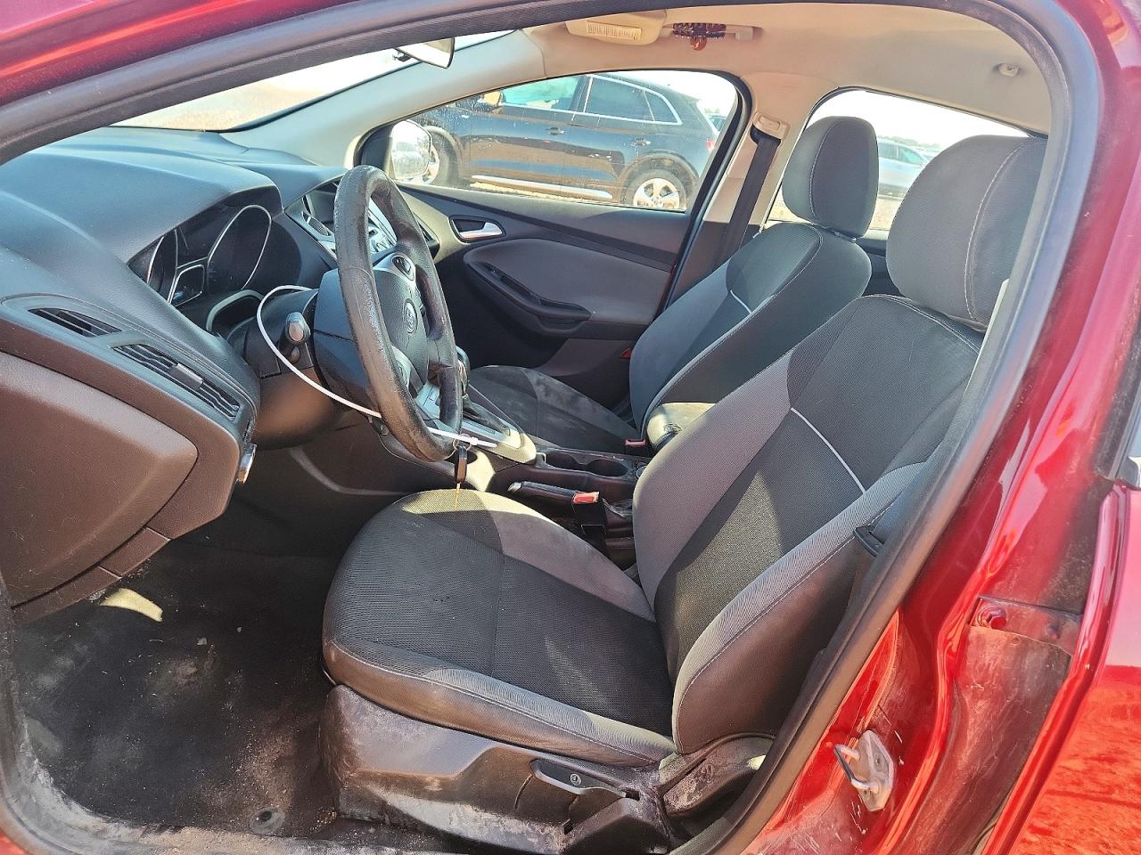 2014 Ford Focus Se Red vin: 1FADP3F21EL103642