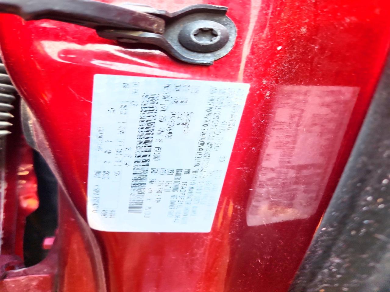 2014 Ford Focus Se Red vin: 1FADP3F21EL103642