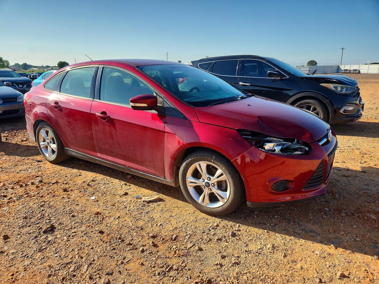2014 Ford Focus Se Red vin: 1FADP3F21EL103642