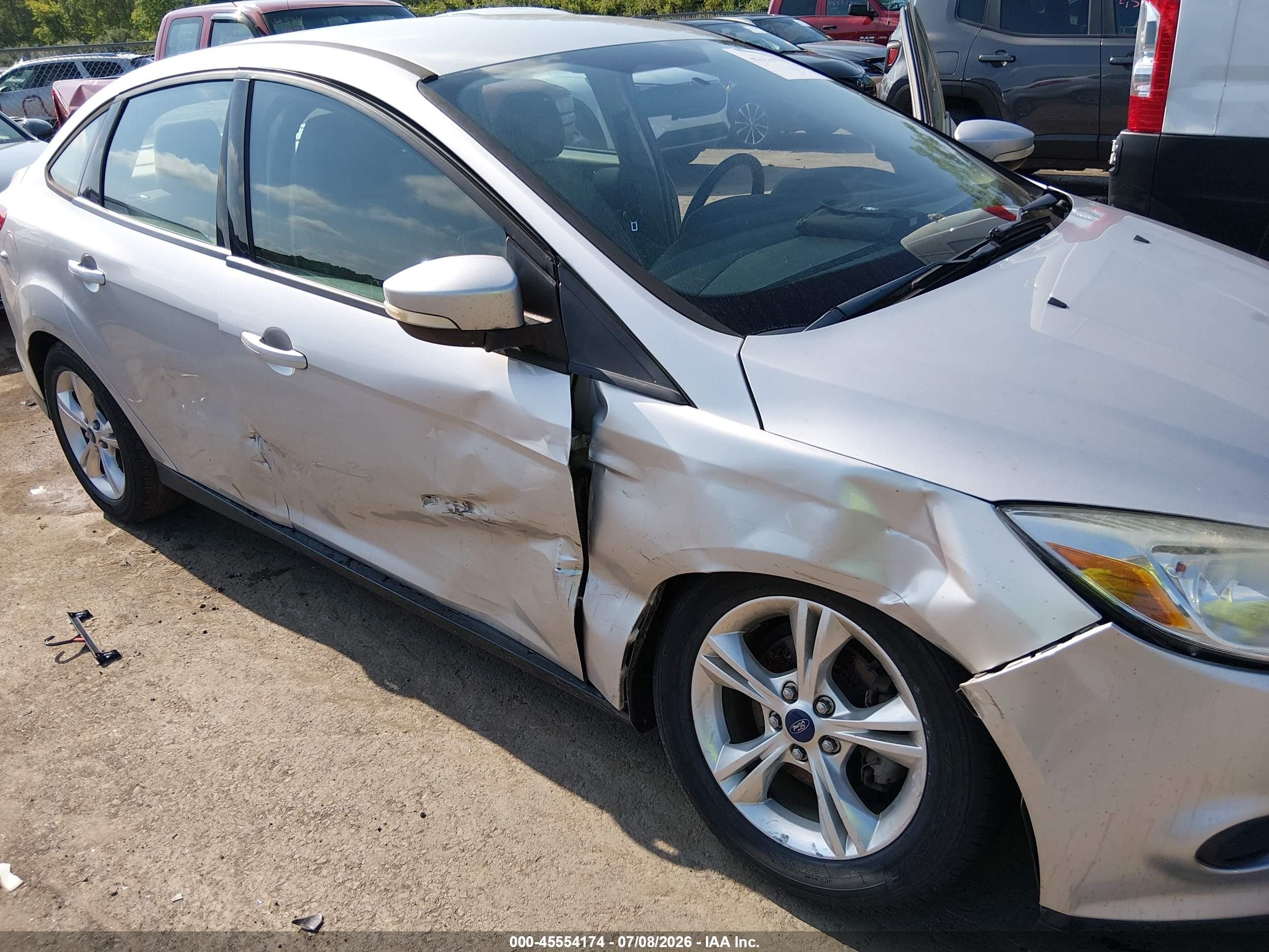 2014 Ford Focus Se Silver vin: 1FADP3F21EL106508