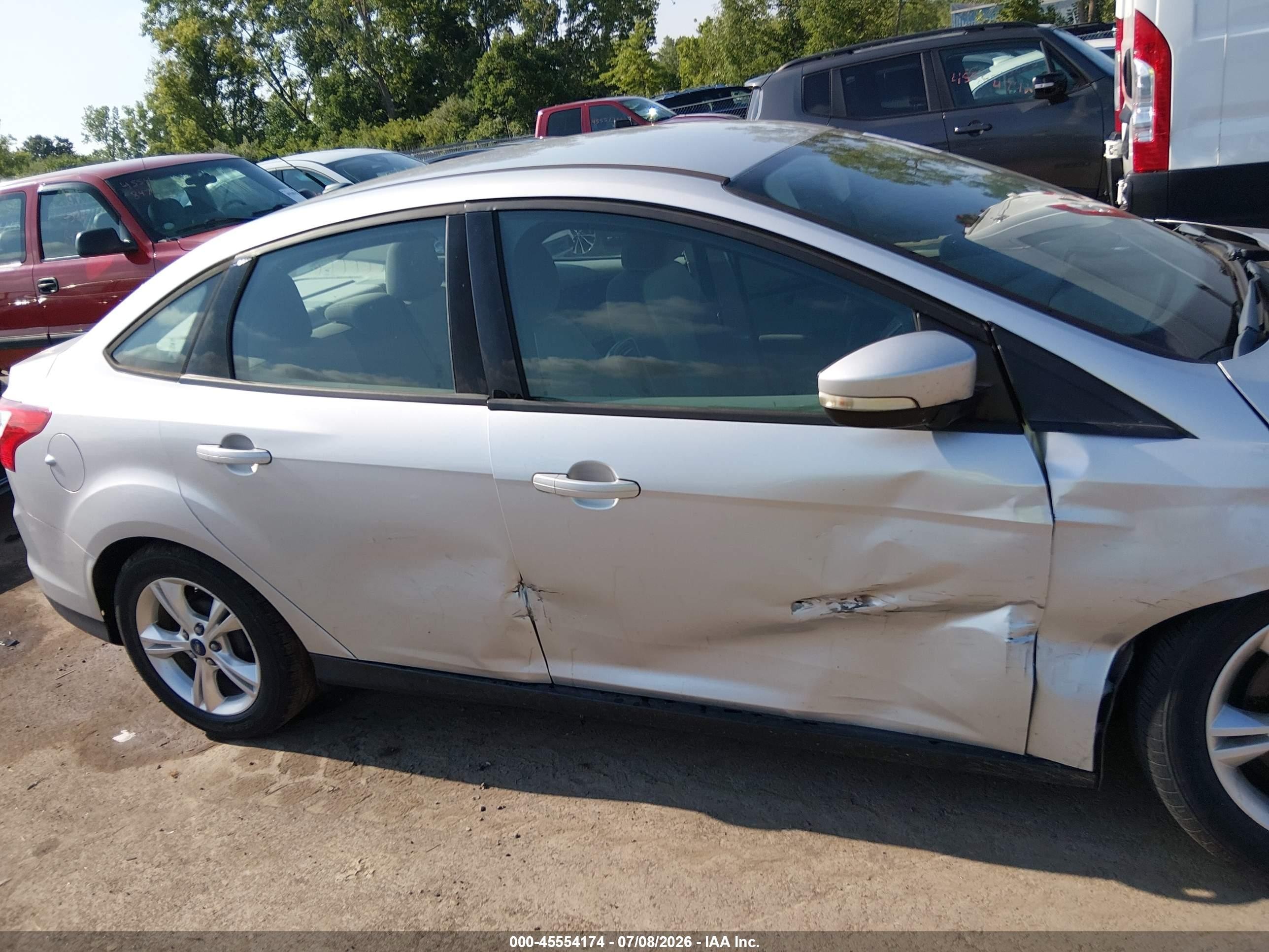 2014 Ford Focus Se Silver vin: 1FADP3F21EL106508