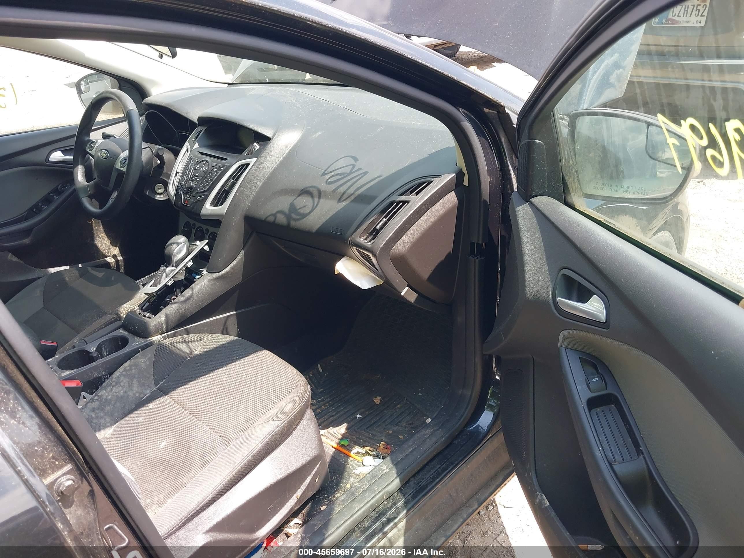 2014 Ford Focus Se Black vin: 1FADP3F21EL108212