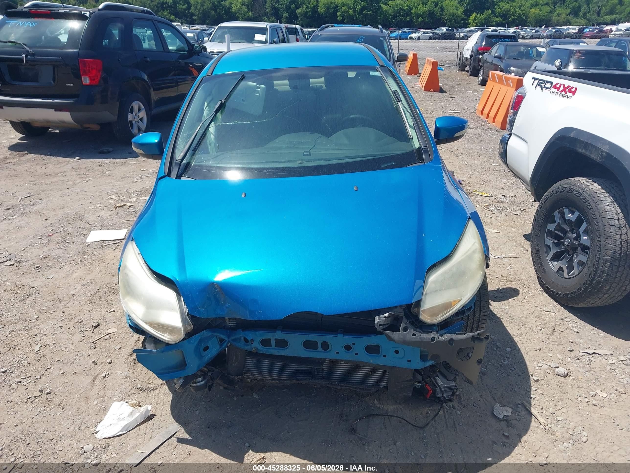 2014 Ford Focus Se Blue vin: 1FADP3F21EL141940