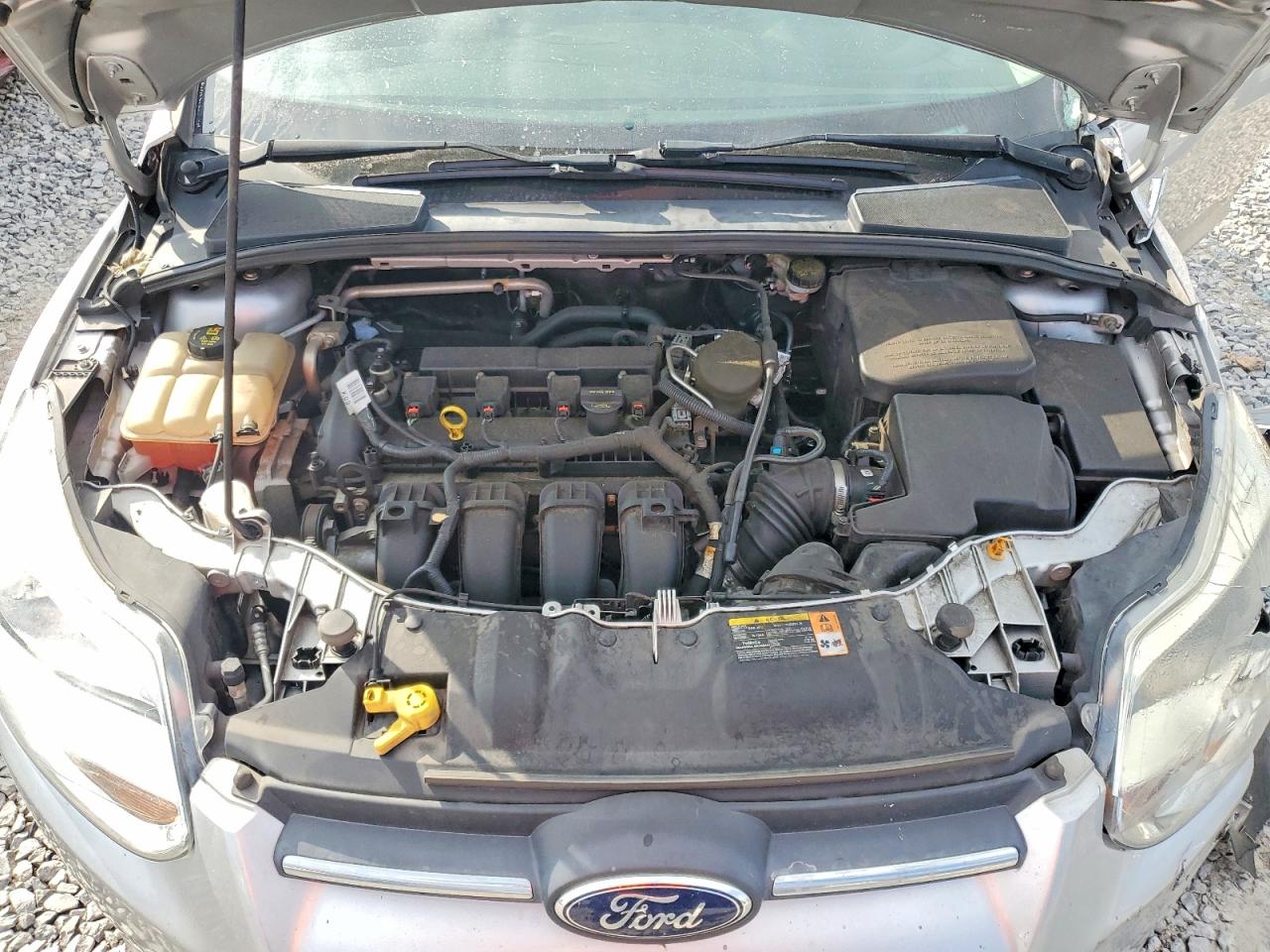 2014 Ford Focus Se Silver vin: 1FADP3F21EL165543