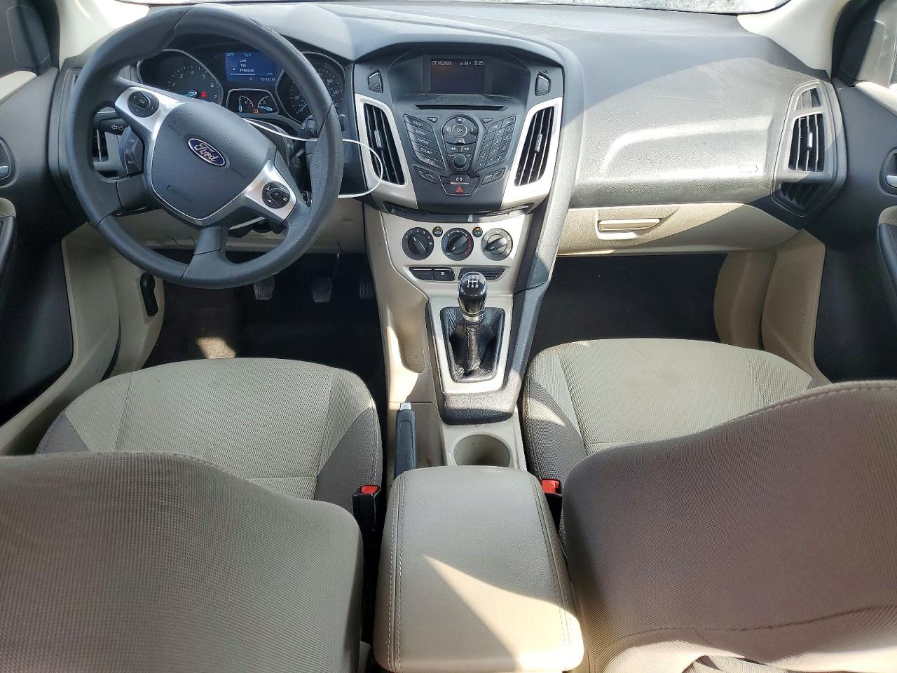 2014 Ford Focus Se Silver vin: 1FADP3F21EL165543