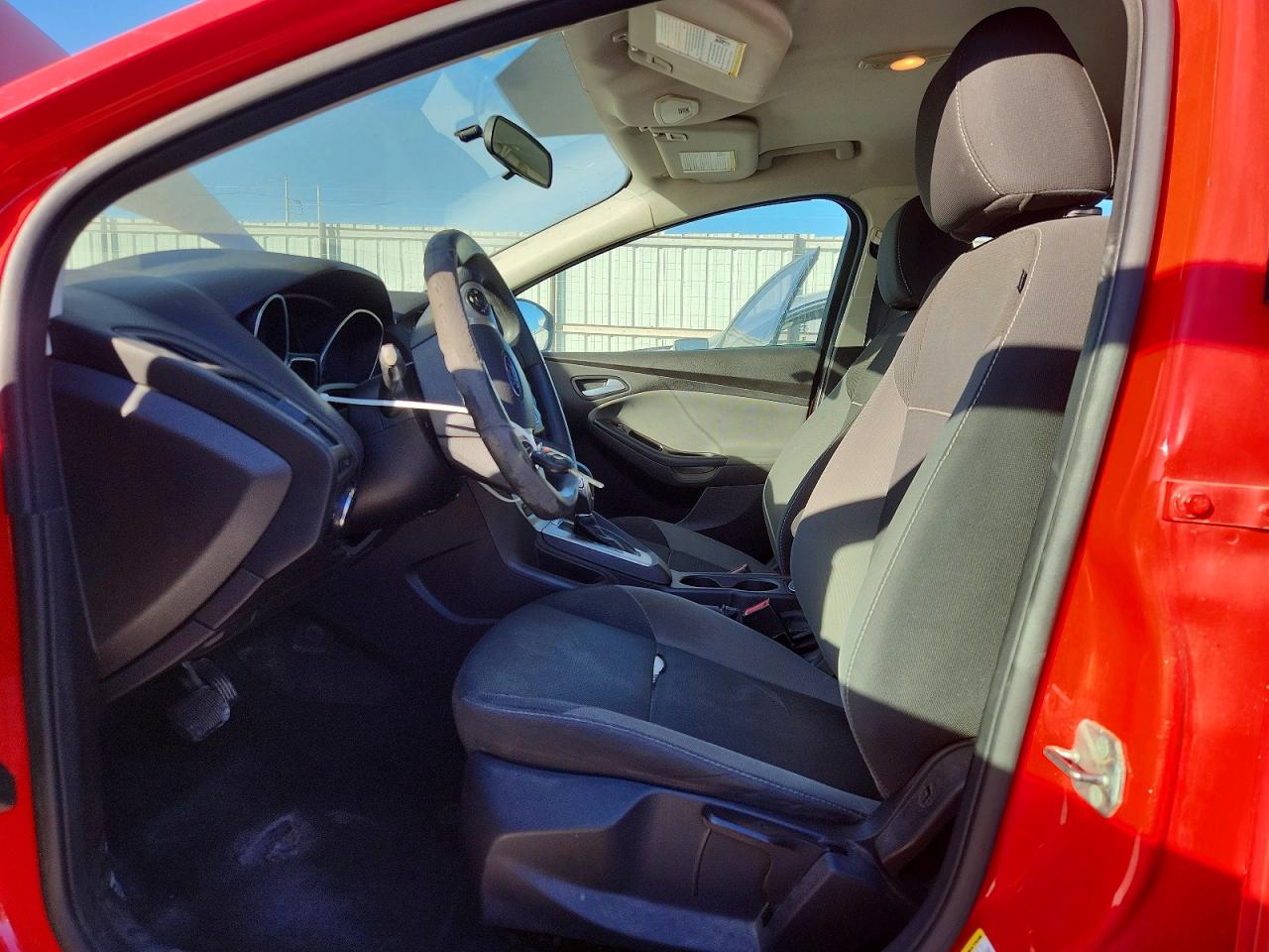 2014 Ford Focus Se Red vin: 1FADP3F21EL173691
