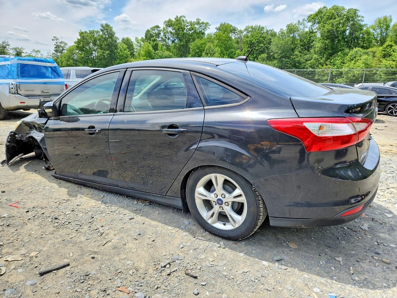 2014 Ford Focus Se Black vin: 1FADP3F21EL181256