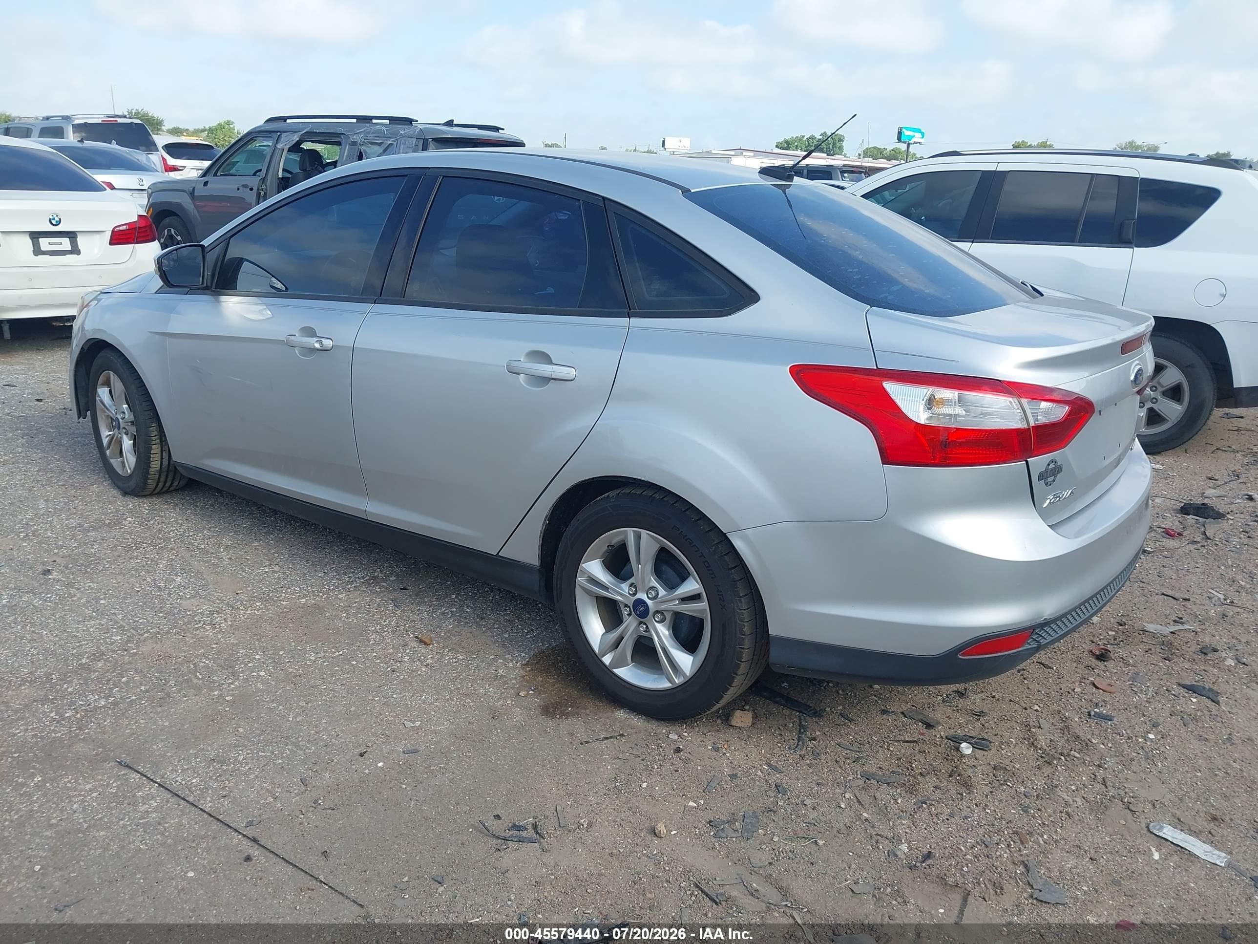 2014 Ford Focus Se Silver vin: 1FADP3F21EL184013