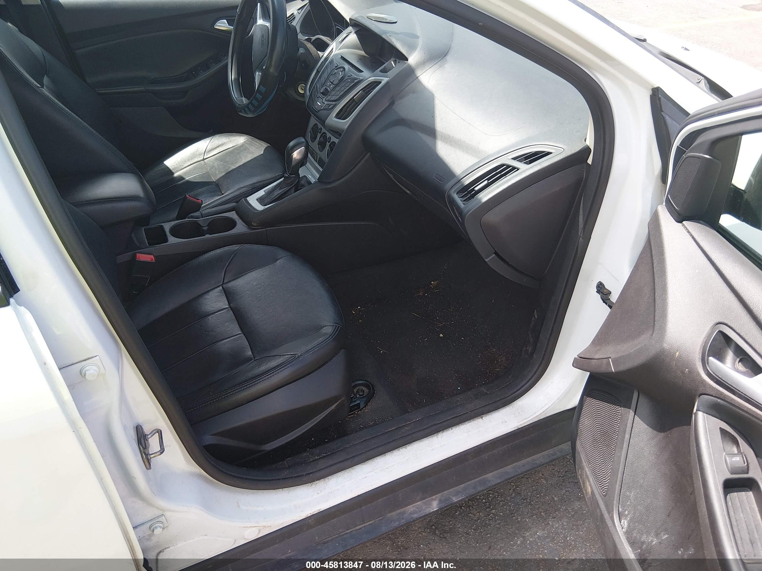 2014 Ford Focus Se White vin: 1FADP3F21EL185209