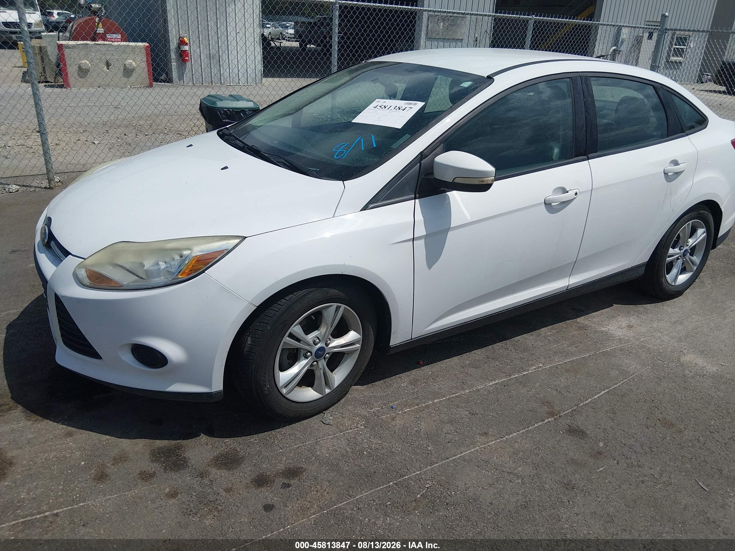 2014 Ford Focus Se White vin: 1FADP3F21EL185209
