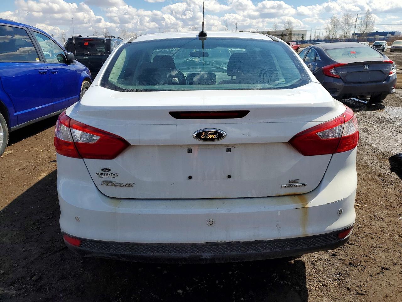 2014 Ford Focus Se White vin: 1FADP3F21EL214711