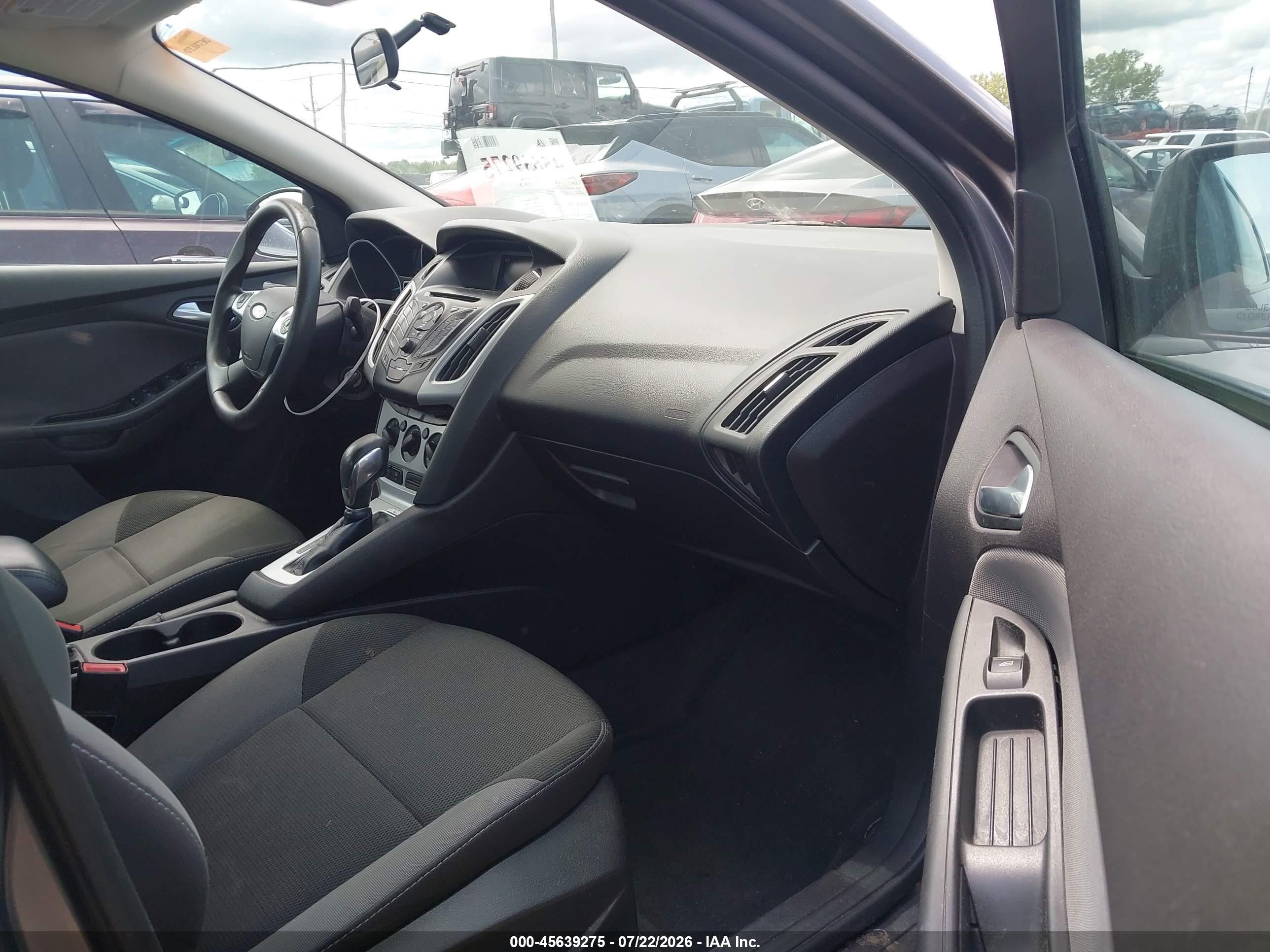 2014 Ford Focus Se Gray vin: 1FADP3F21EL234733