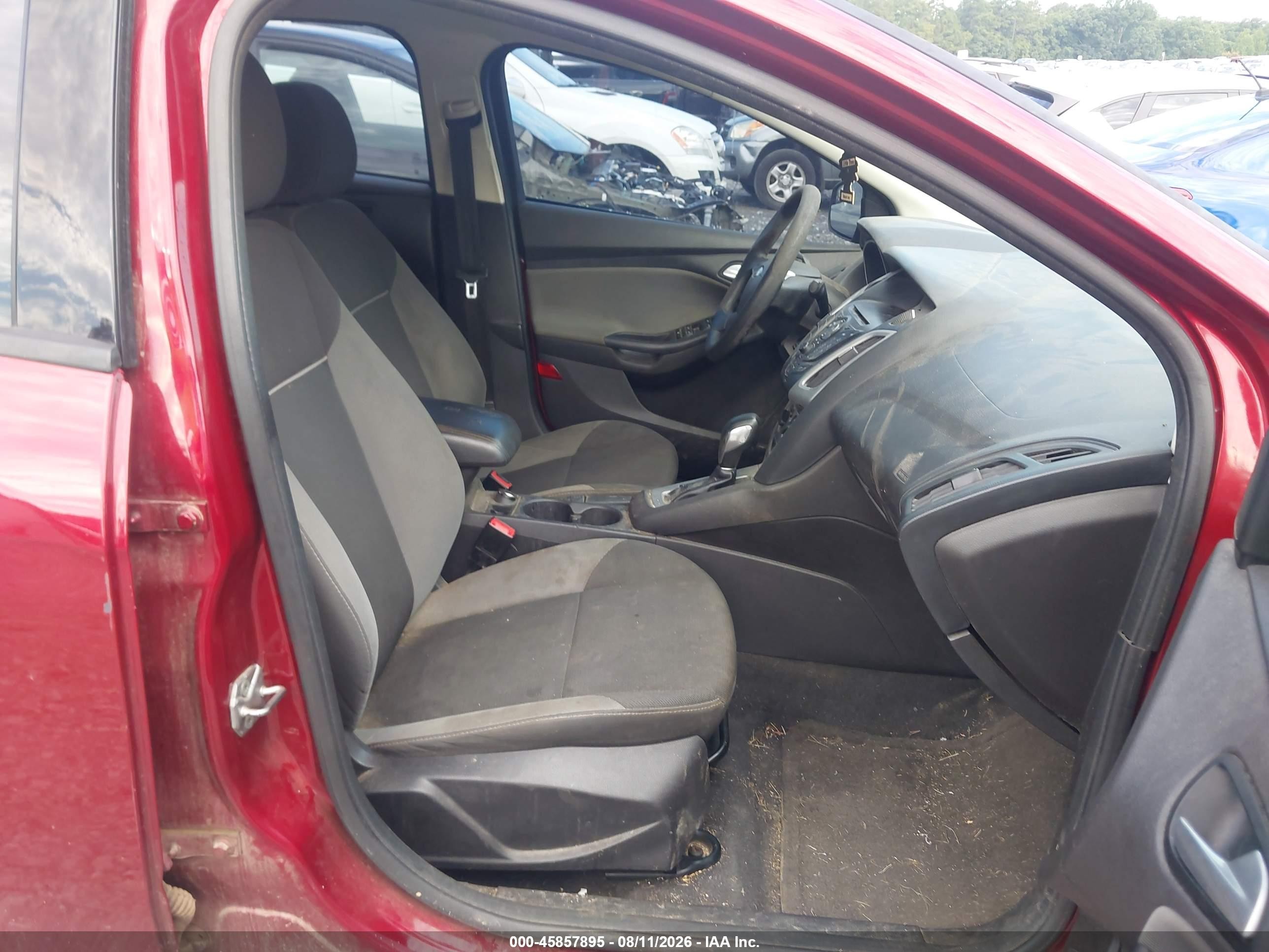 2014 Ford Focus Se Burgundy vin: 1FADP3F21EL243772