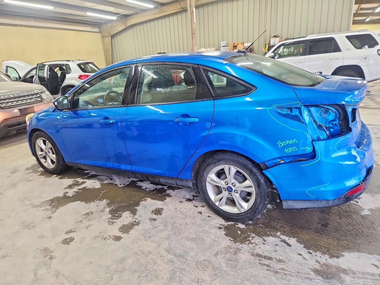 2014 Ford Focus Se Blue vin: 1FADP3F21EL244596